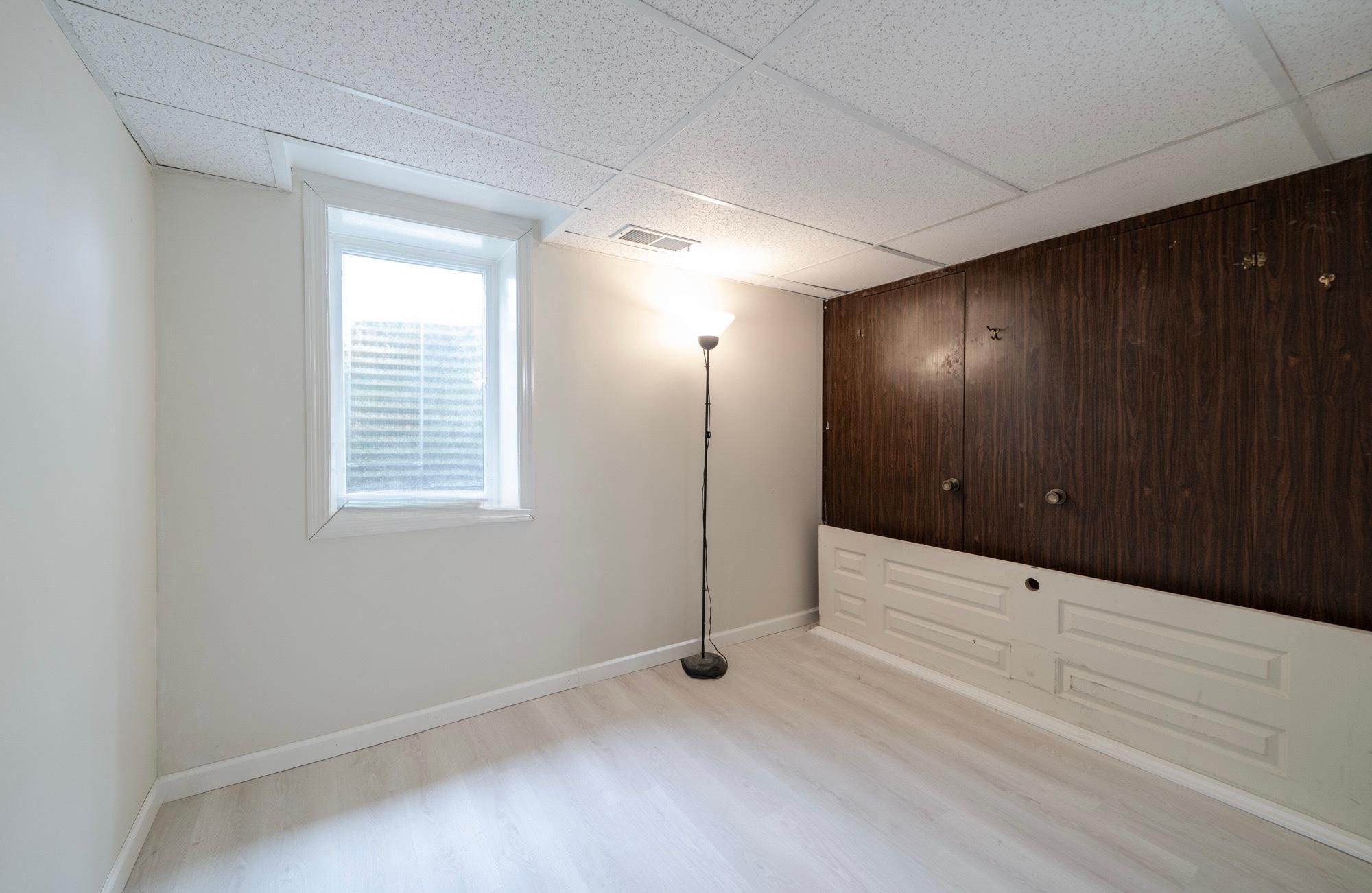 View of Residential Income at 899 Parkview Avenue, Saint Paul MN 55117, Saint Paul (23 of 58) - Mike Wilen | Minnesota Team Real Estate