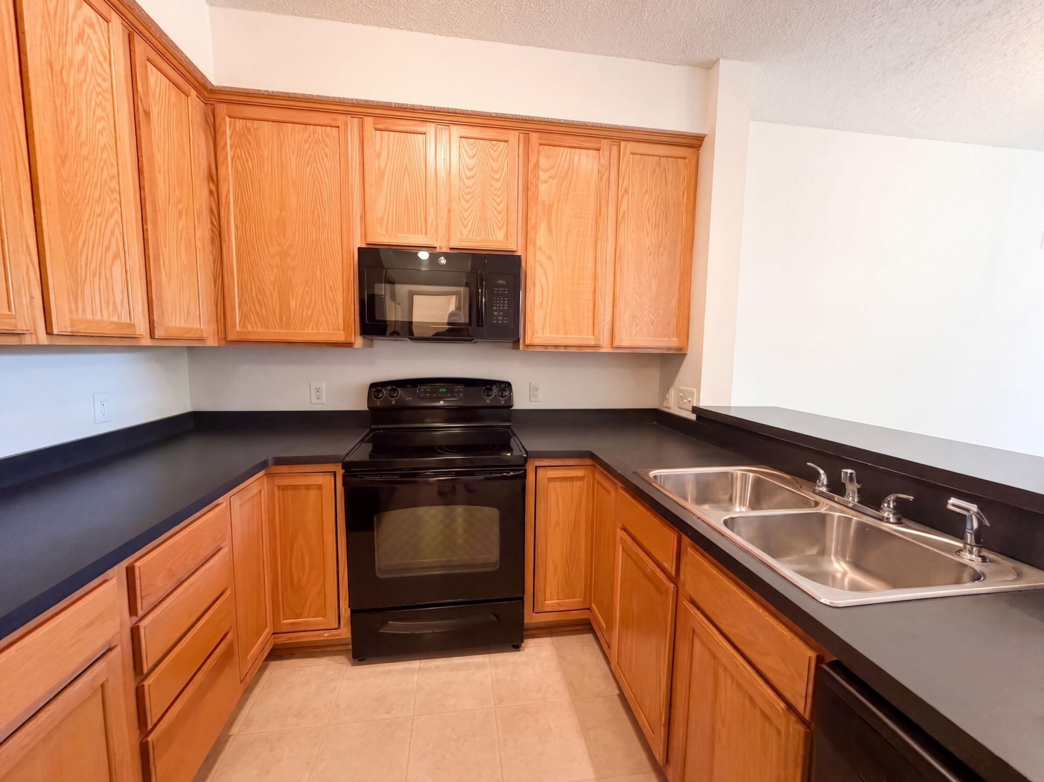 View of Residential at 7231 Jewel Lane #702, Maple Grove MN 55311, Maple Grove (10 of 23) - Mike Wilen | Minnesota Team Real Estate
