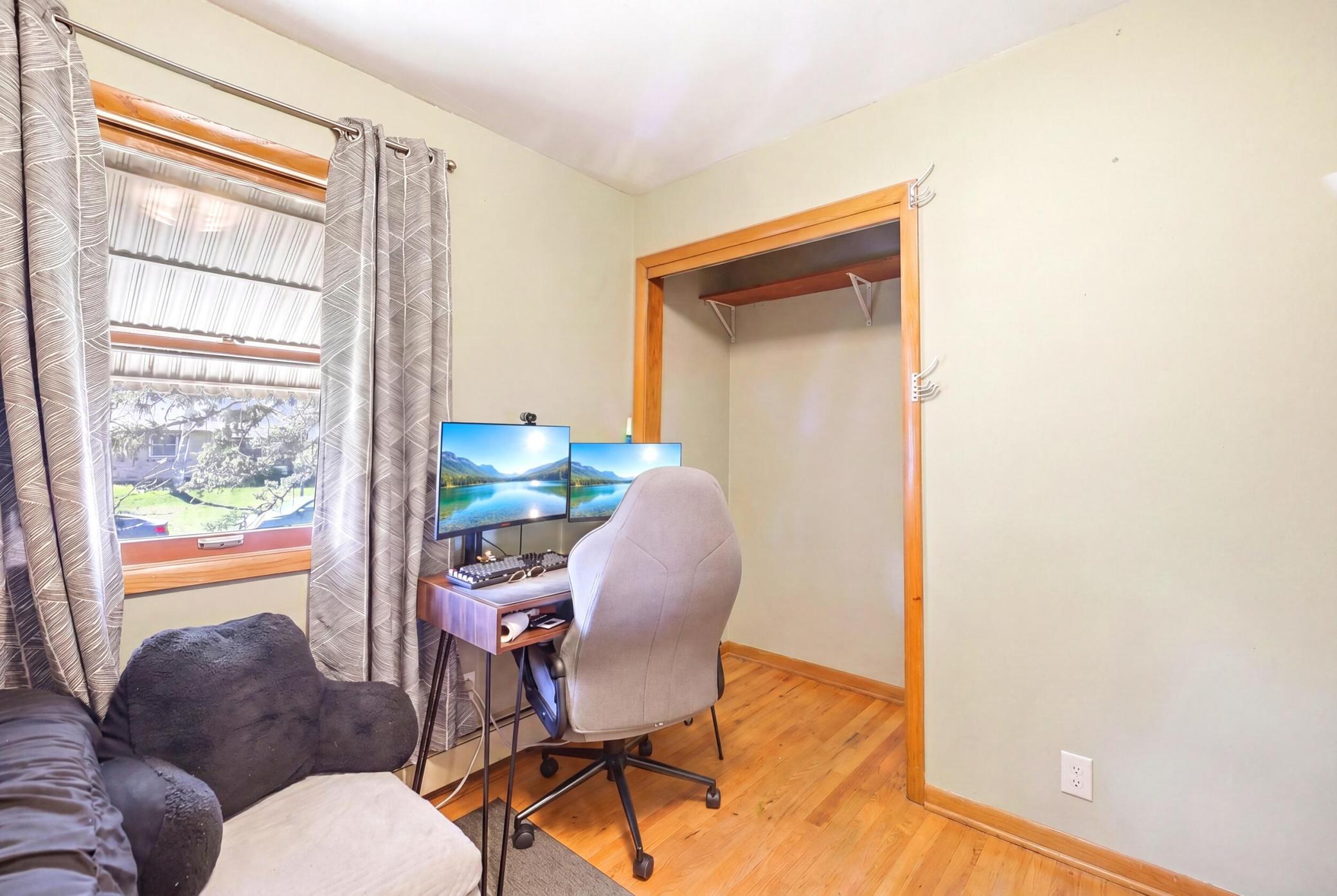 View of Residential Income at 182 Faye Street, Saint Paul MN 55119, Saint Paul (9 of 32) - Mike Wilen | Minnesota Team Real Estate