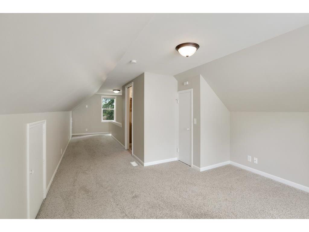 View of Residential at 2832 Florida Avenue, Saint Louis Park MN 55426, Saint Louis Park (12 of 19) - Mike Wilen | Minnesota Team Real Estate
