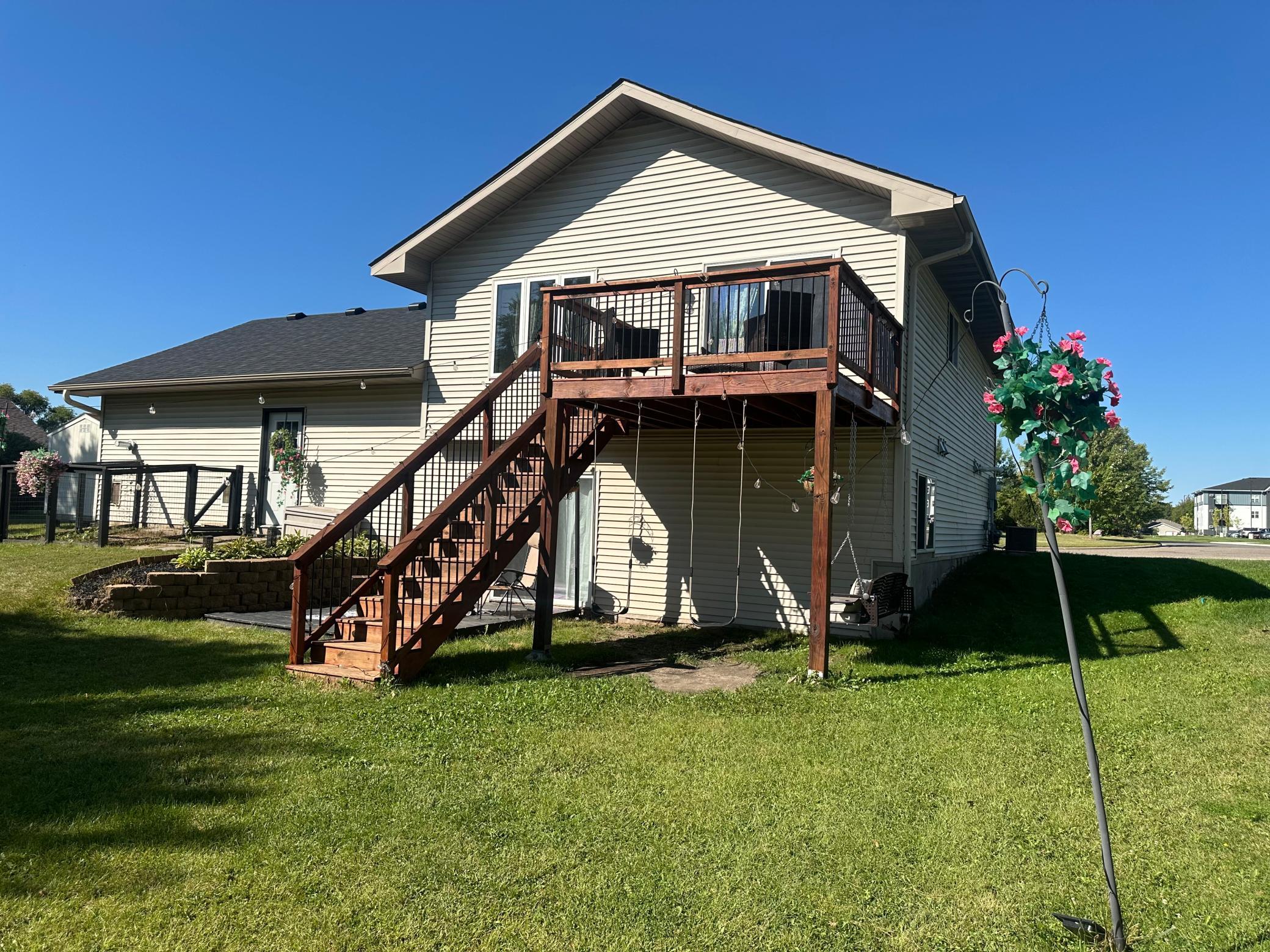 View of Residential at 213 Ash Street, Annandale MN 55302, Annandale (32 of 36) - Mike Wilen | Minnesota Team Real Estate