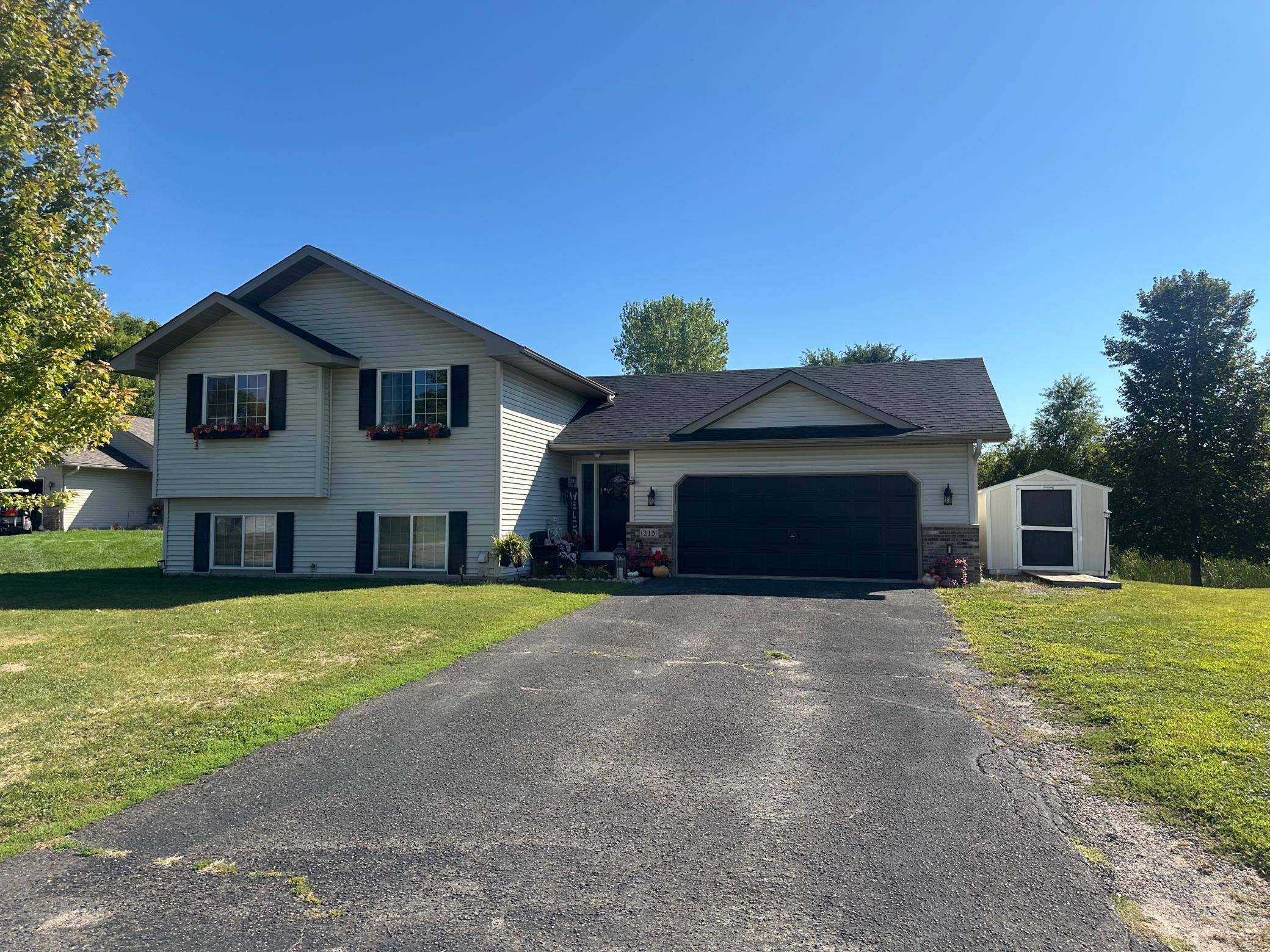 View of Residential at 213 Ash Street, Annandale MN 55302, Annandale (29 of 36) - Mike Wilen | Minnesota Team Real Estate