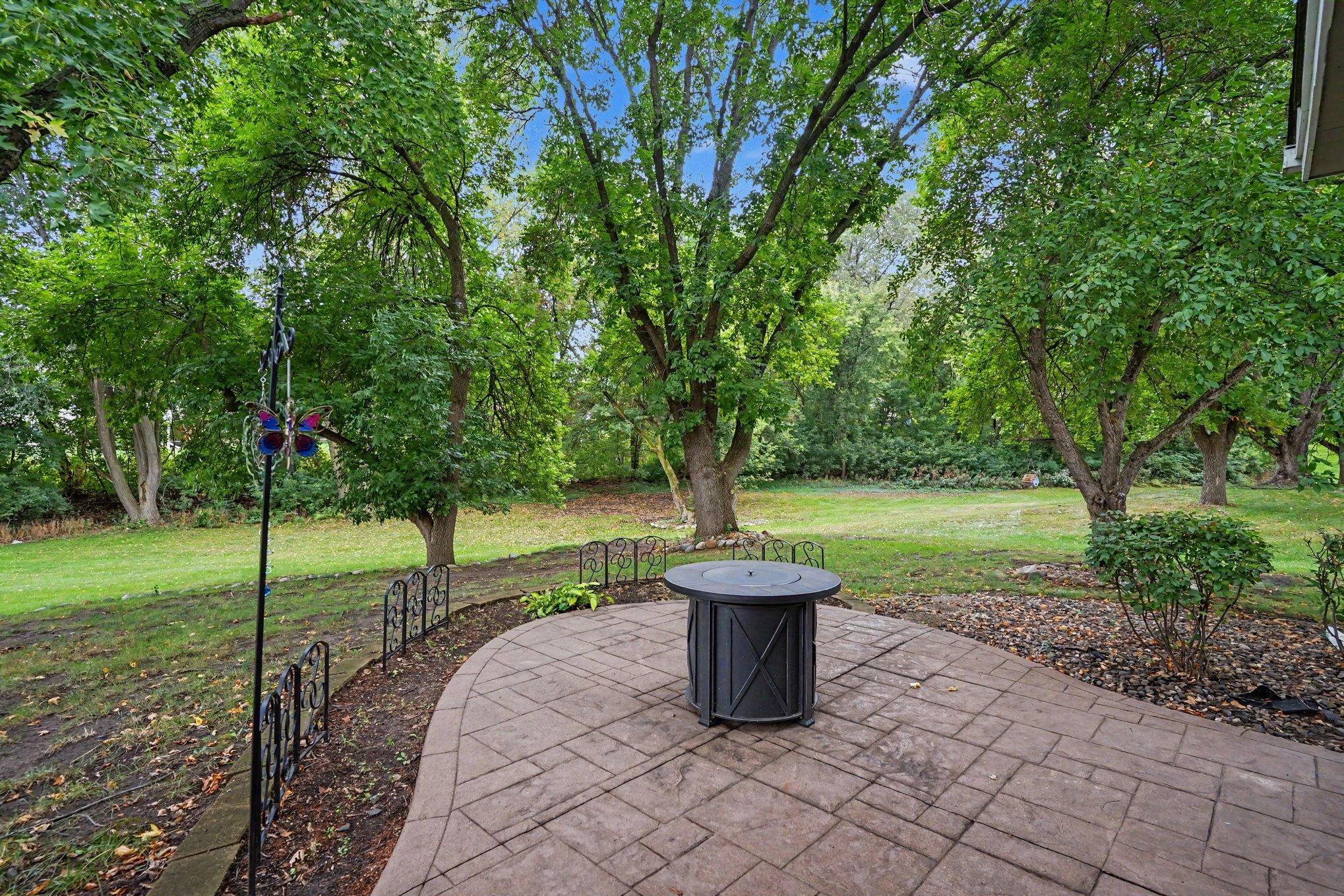 View of Residential at 7778 Glenda Court, Apple Valley MN 55107, Apple Valley (19 of 32) - Mike Wilen | Minnesota Team Real Estate
