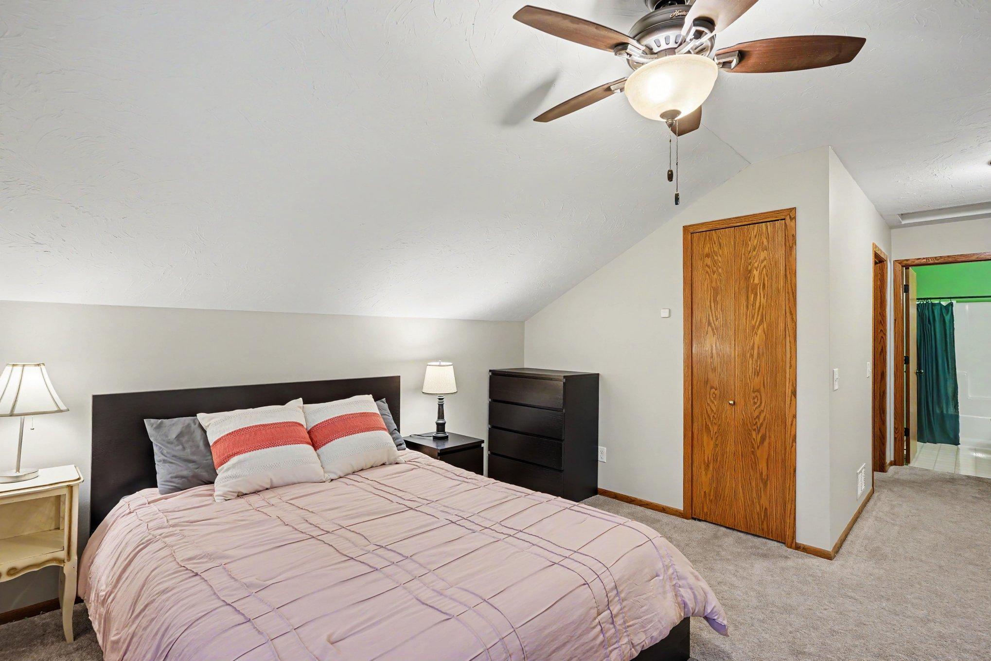 View of Residential at 7778 Glenda Court, Apple Valley MN 55107, Apple Valley (24 of 32) - Mike Wilen | Minnesota Team Real Estate