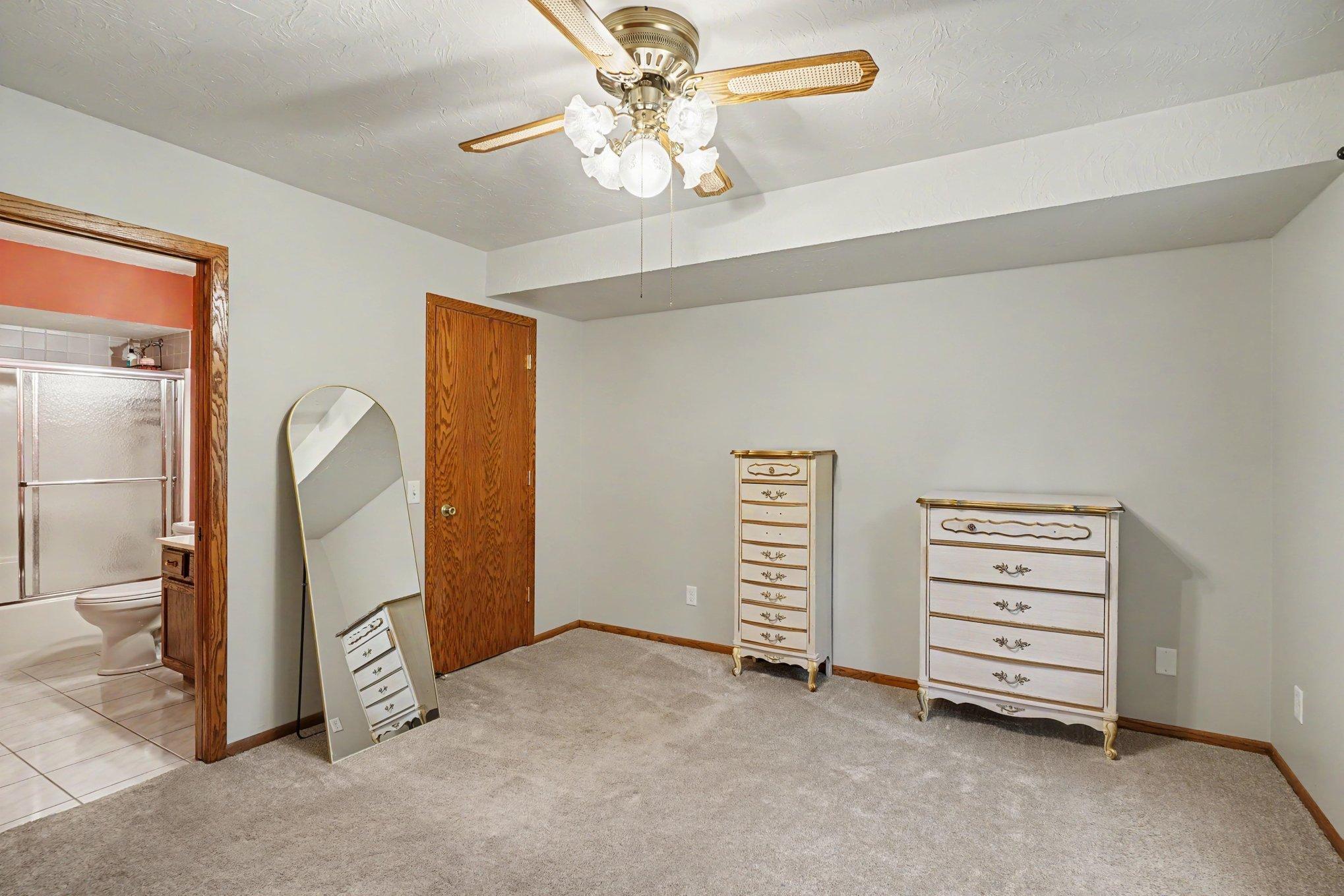 View of Residential at 7778 Glenda Court, Apple Valley MN 55107, Apple Valley (21 of 32) - Mike Wilen | Minnesota Team Real Estate