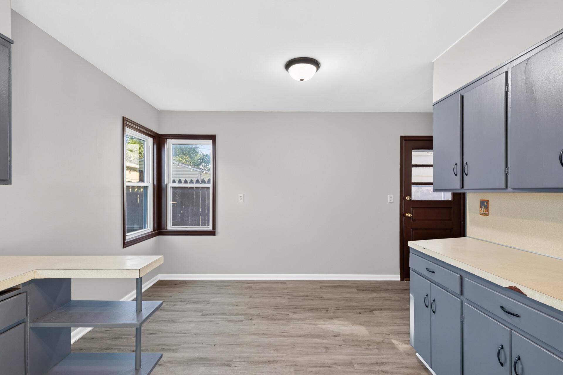View of Residential at 2841 Blackstone Avenue, Saint Louis Park MN 55416, Saint Louis Park (14 of 24) - Mike Wilen | Minnesota Team Real Estate
