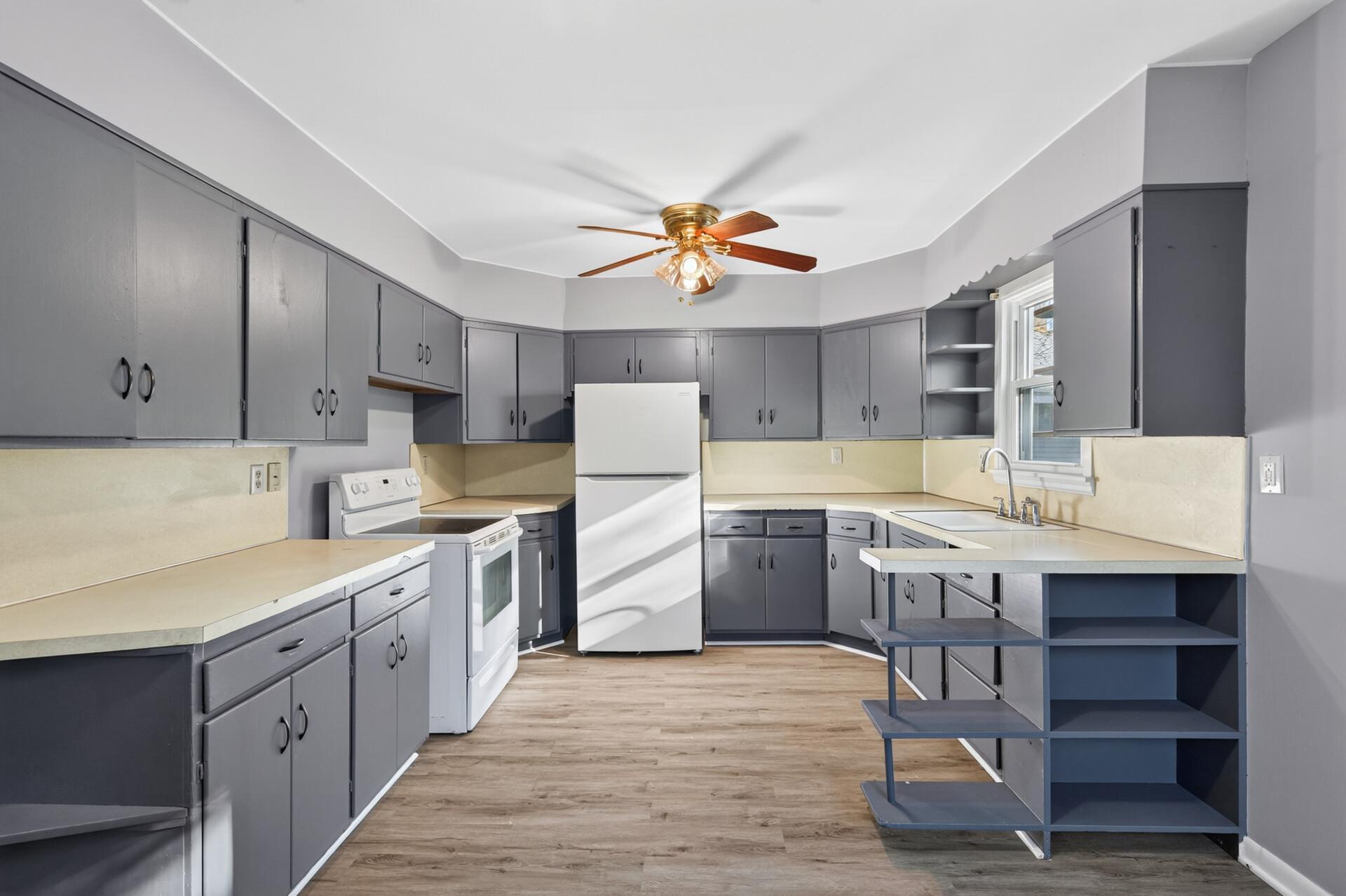 View of Single Family at 2841 Blackstone Avenue, Saint Louis Park - Mike Wilen | Minnesota Team Real Estate
