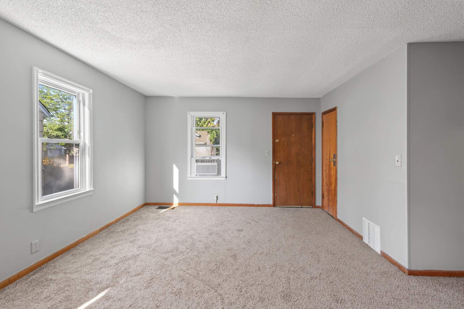 View of Residential at 2841 Blackstone Avenue, Saint Louis Park MN 55416, Saint Louis Park (9 of 24) - Mike Wilen | Minnesota Team Real Estate
