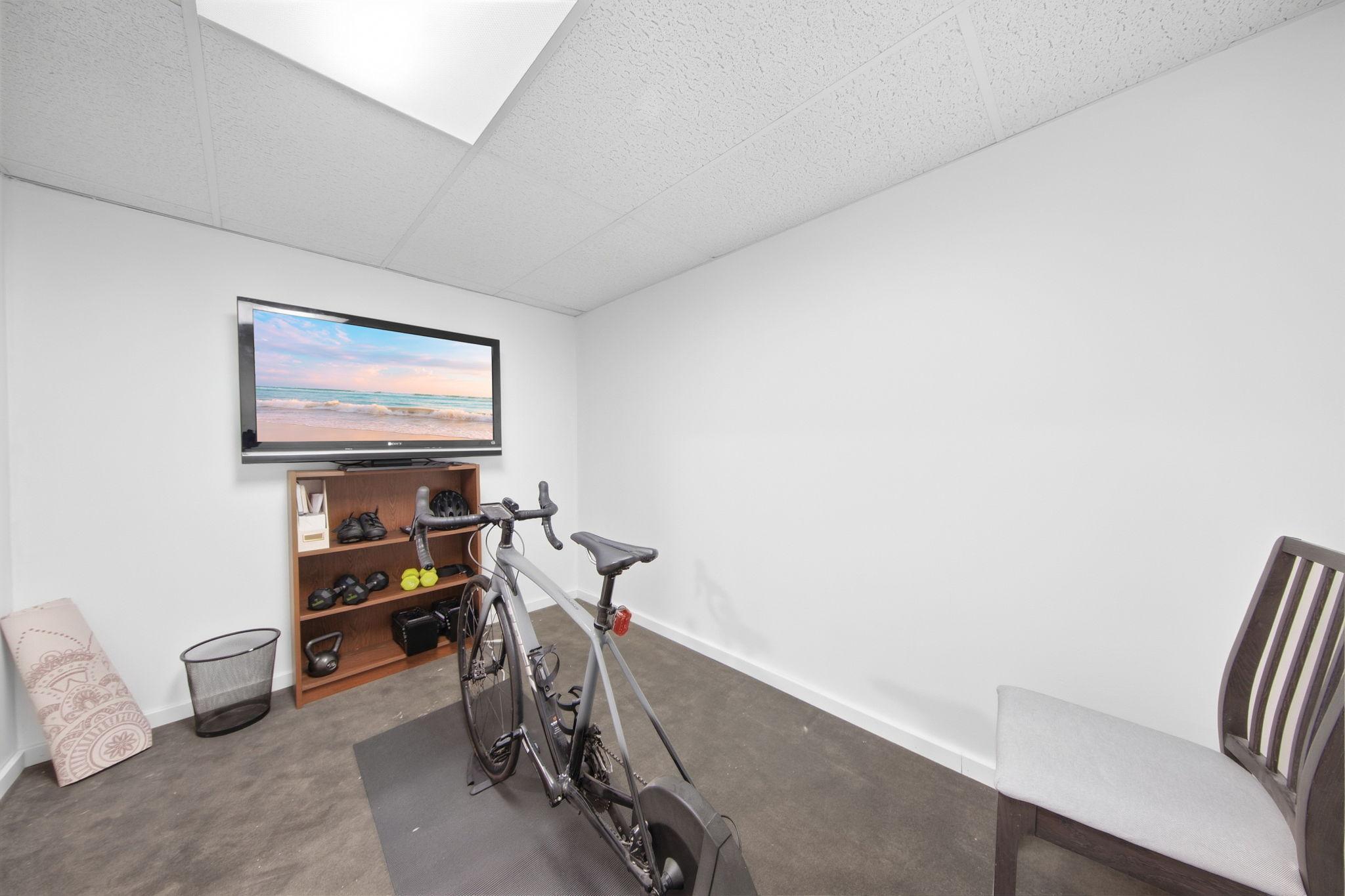 View of Residential at 2102 Opal Drive, Eagan MN 55122, Eagan (33 of 38) - Mike Wilen | Minnesota Team Real Estate