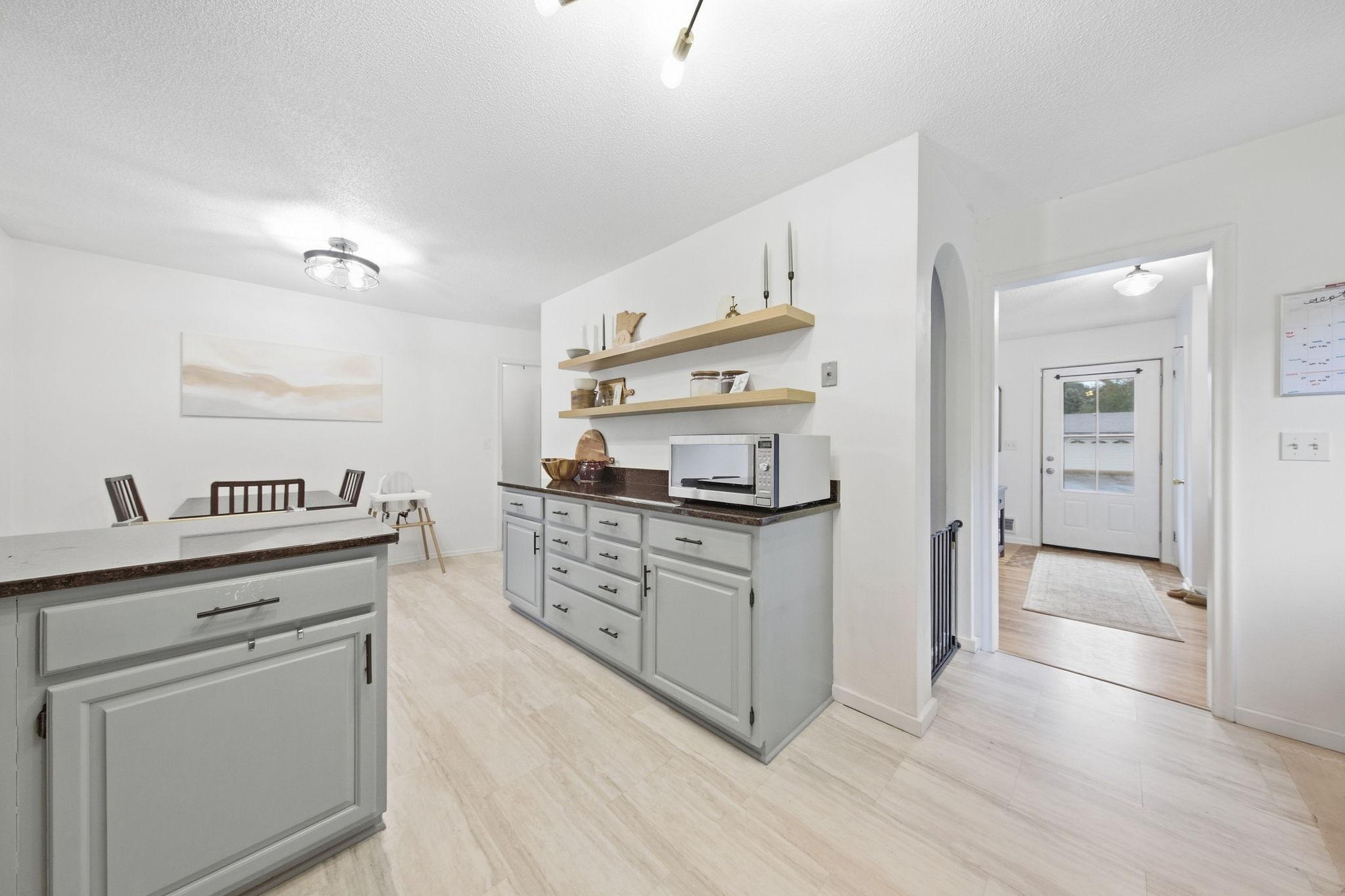View of Residential at 2102 Opal Drive, Eagan MN 55122, Eagan (11 of 38) - Mike Wilen | Minnesota Team Real Estate