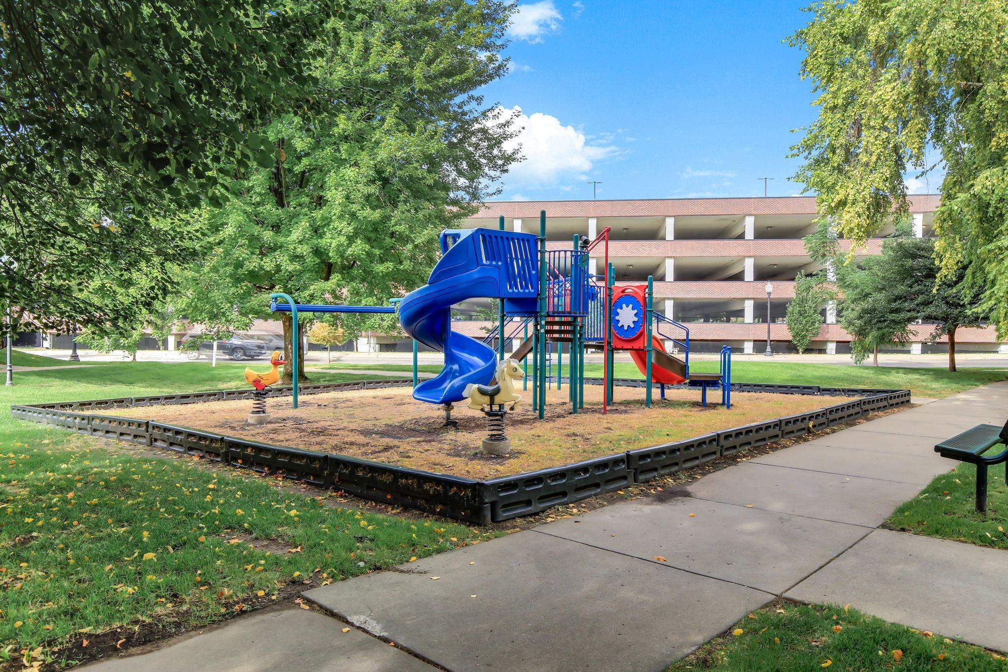 View of Residential at 2630 Portland Avenue, Minneapolis MN 55407, Minneapolis (23 of 25) - Mike Wilen | Minnesota Team Real Estate