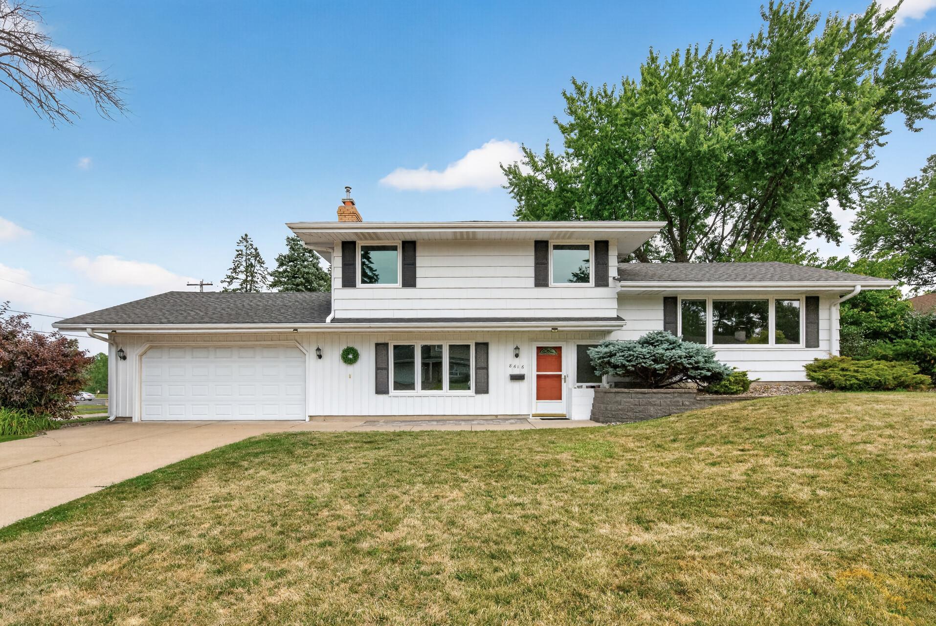 View of Residential at 8616 34th Avenue, New Hope MN 55427, New Hope - Mike Wilen | Minnesota Team Real Estate