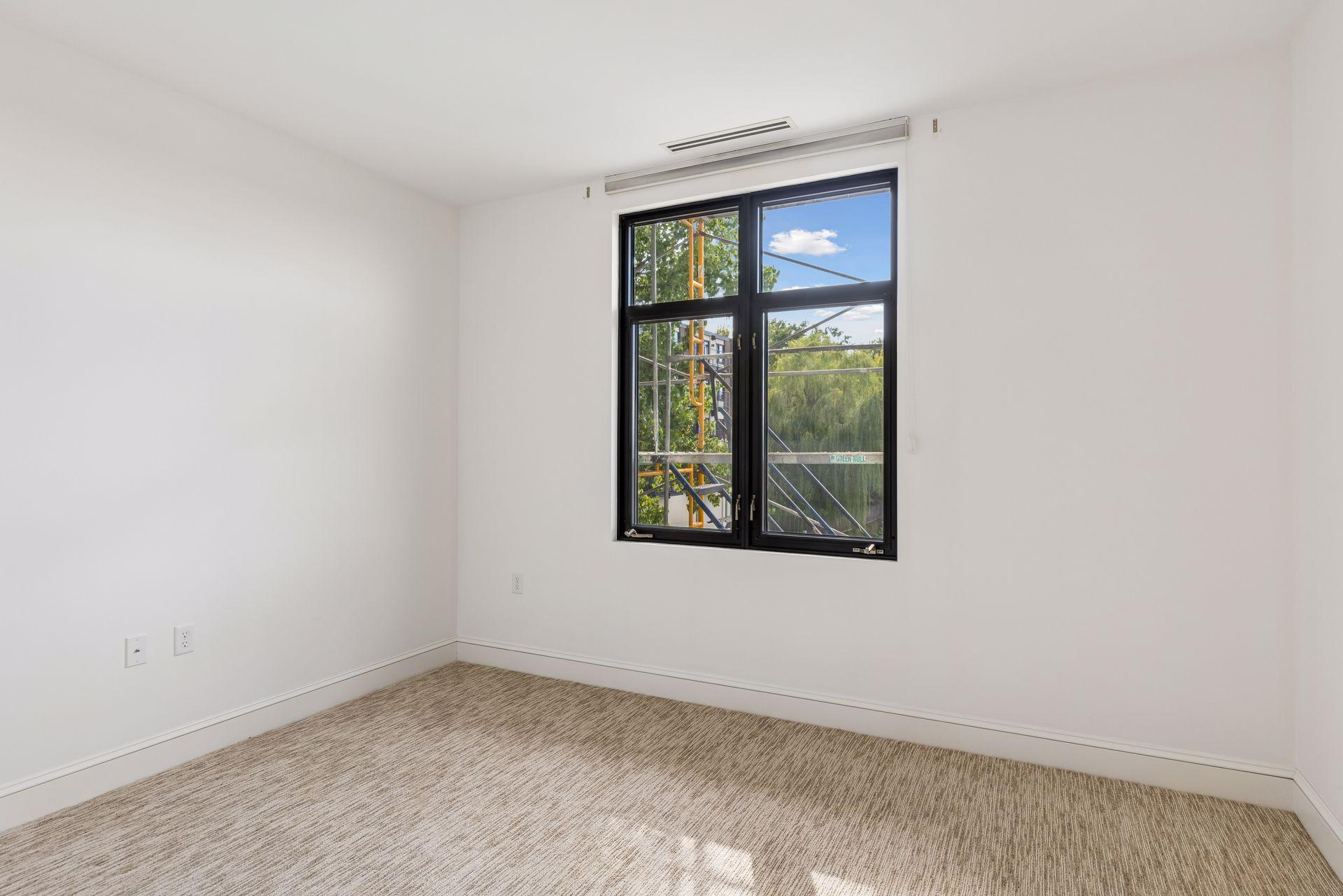 View of Residential at 301 Kenwood Parkway #502, Minneapolis MN 55403, Minneapolis (36 of 44) - Mike Wilen | Minnesota Team Real Estate