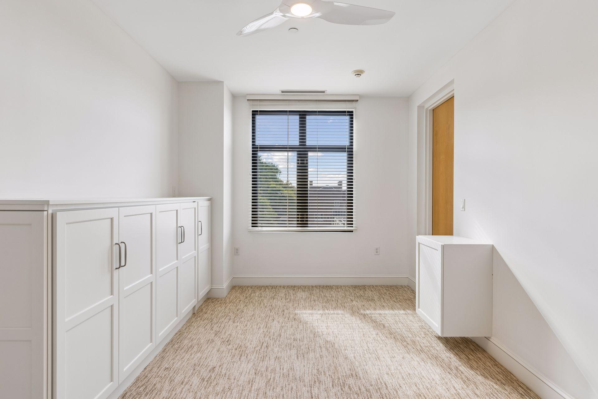View of Residential at 301 Kenwood Parkway #502, Minneapolis MN 55403, Minneapolis (34 of 44) - Mike Wilen | Minnesota Team Real Estate