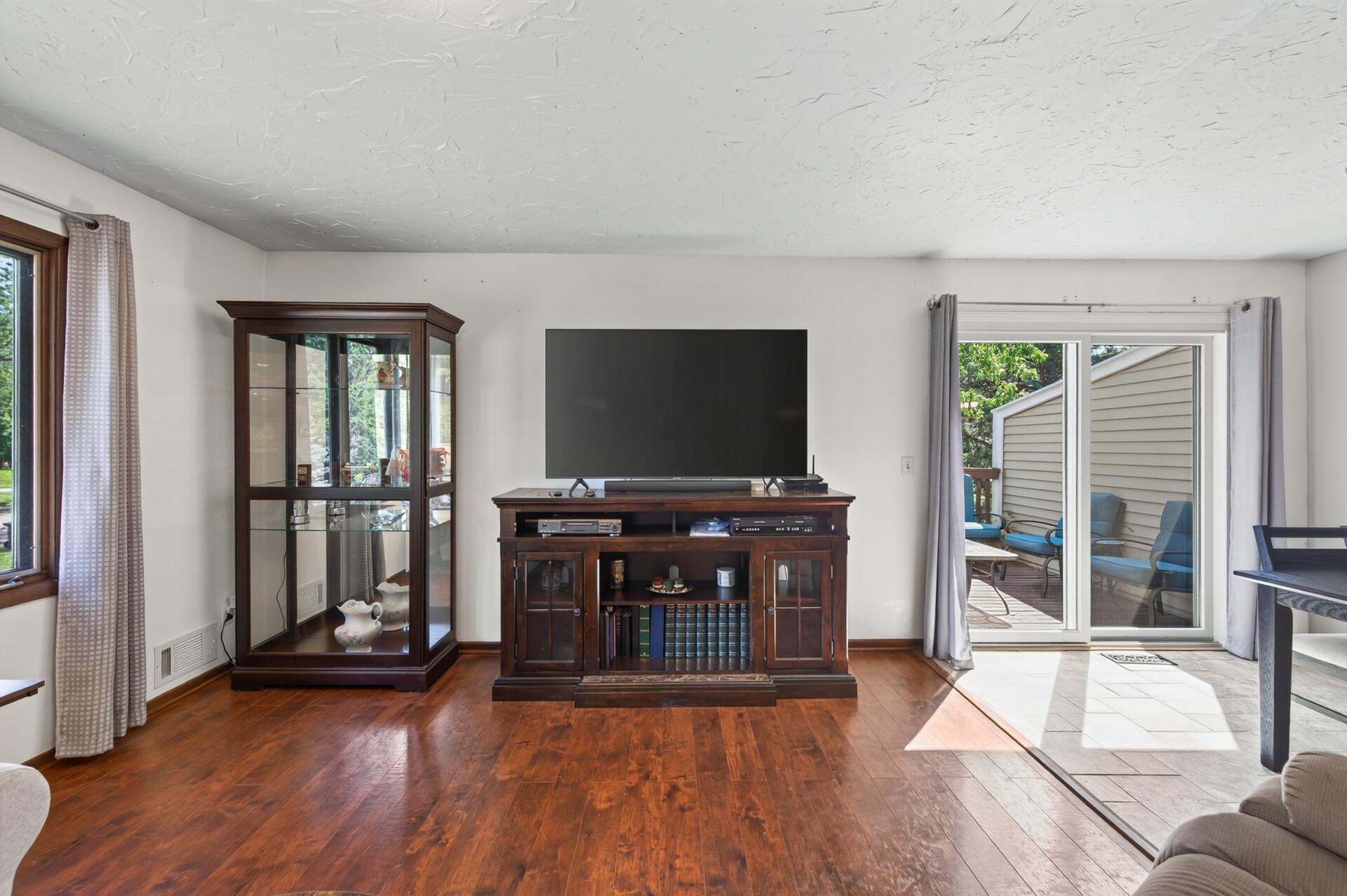 View of Residential at 14034 Heywood Path, Apple Valley MN 55124, Apple Valley (14 of 39) - Mike Wilen | Minnesota Team Real Estate
