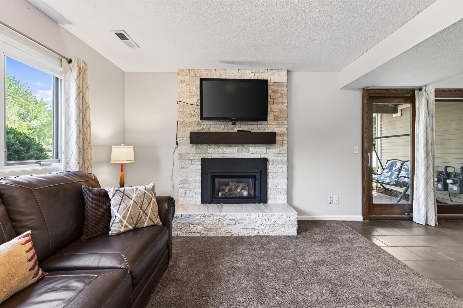 View of Residential at 14034 Heywood Path, Apple Valley MN 55124, Apple Valley (20 of 39) - Mike Wilen | Minnesota Team Real Estate