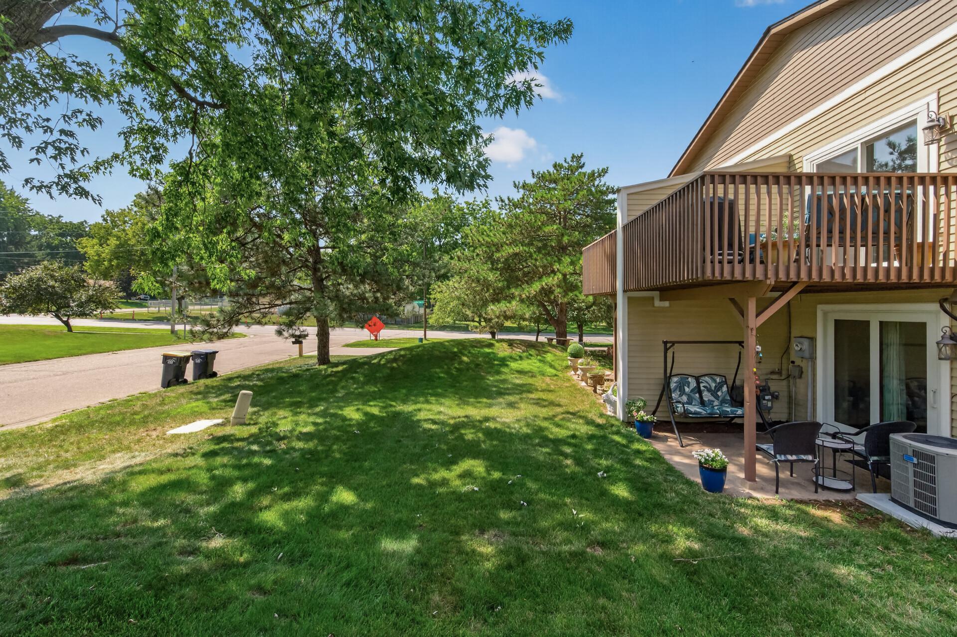 View of Residential at 14034 Heywood Path, Apple Valley MN 55124, Apple Valley (33 of 39) - Mike Wilen | Minnesota Team Real Estate