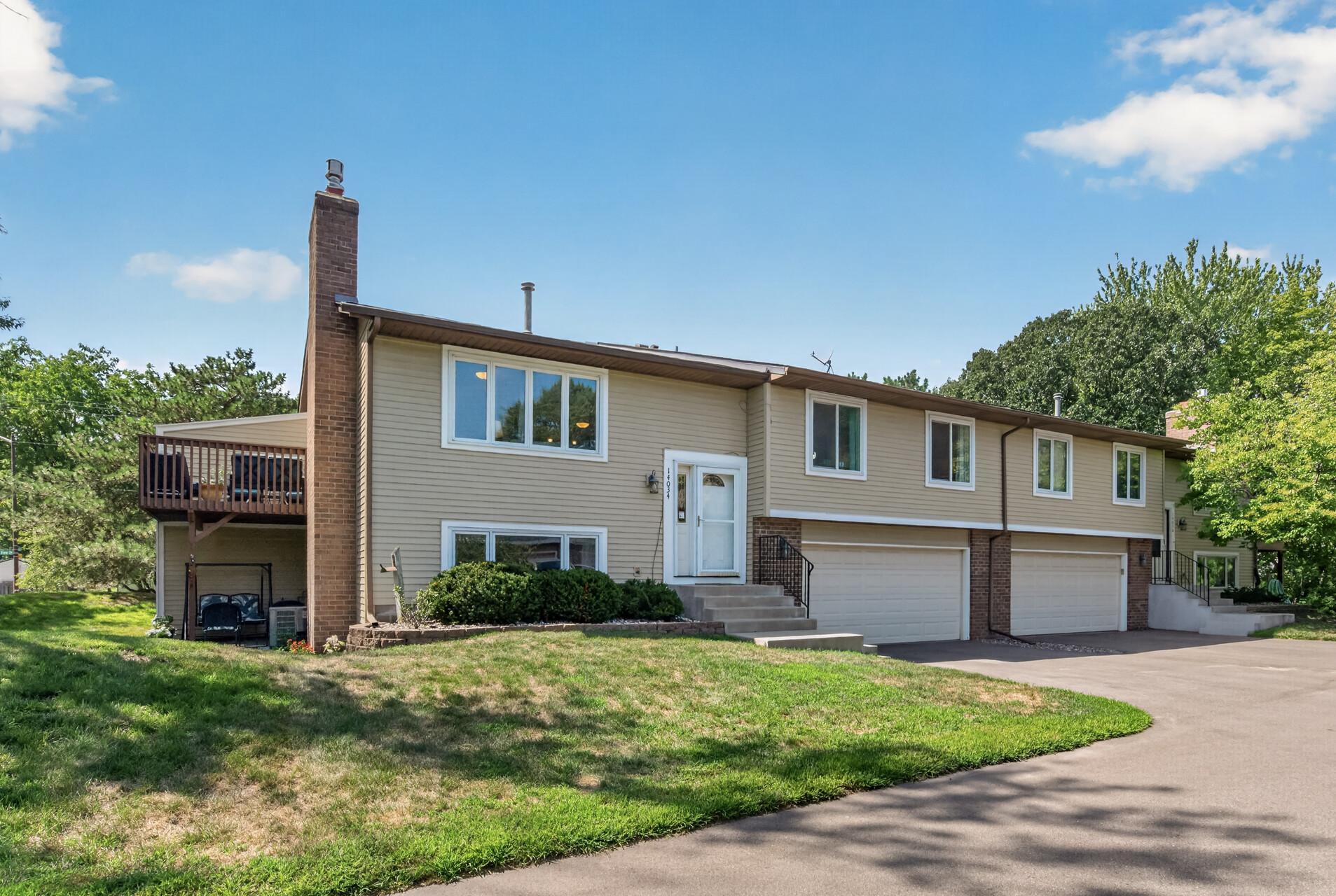 View of Residential at 14034 Heywood Path, Apple Valley MN 55124, Apple Valley (37 of 39) - Mike Wilen | Minnesota Team Real Estate