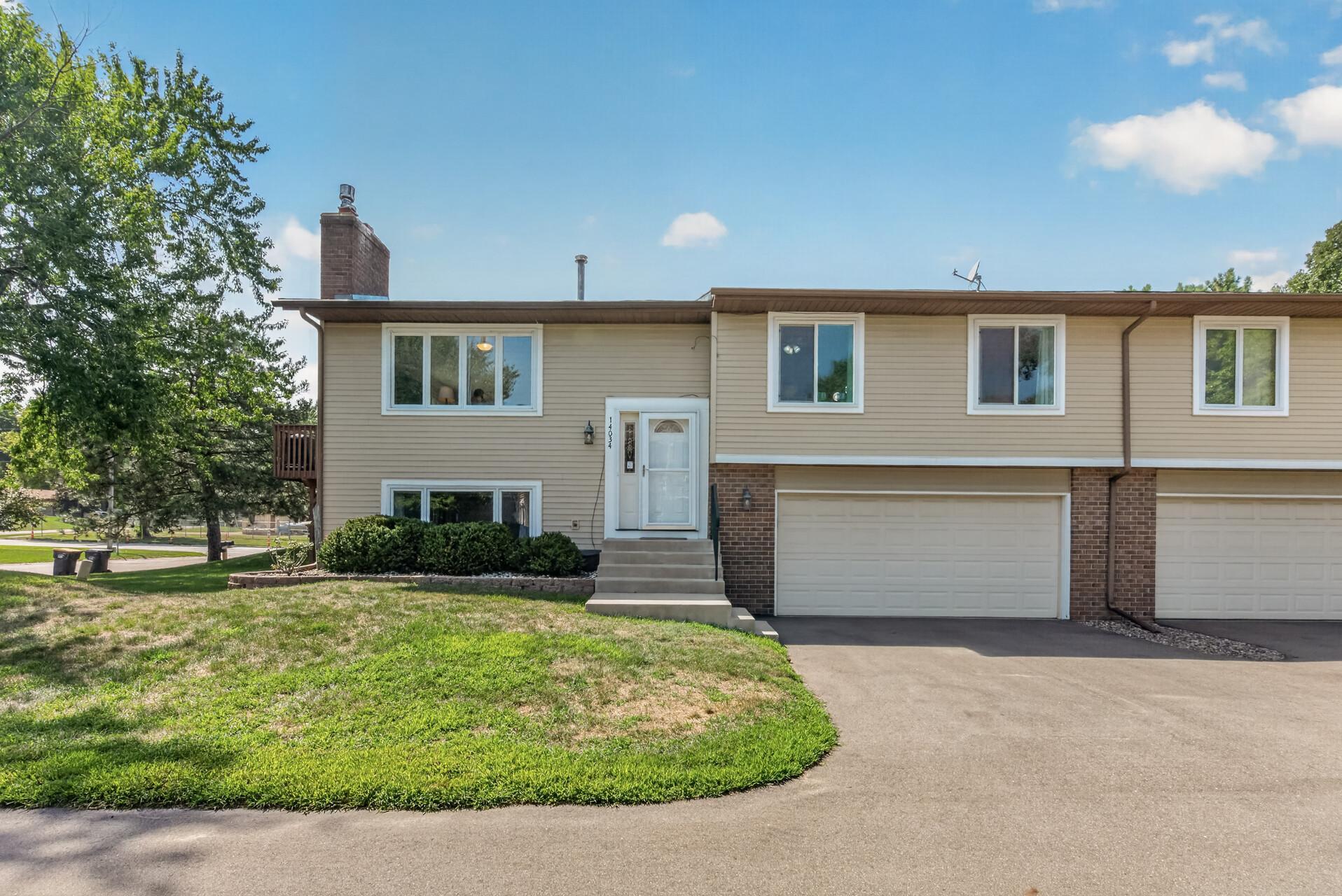 View of Residential at 14034 Heywood Path, Apple Valley MN 55124, Apple Valley (38 of 39) - Mike Wilen | Minnesota Team Real Estate