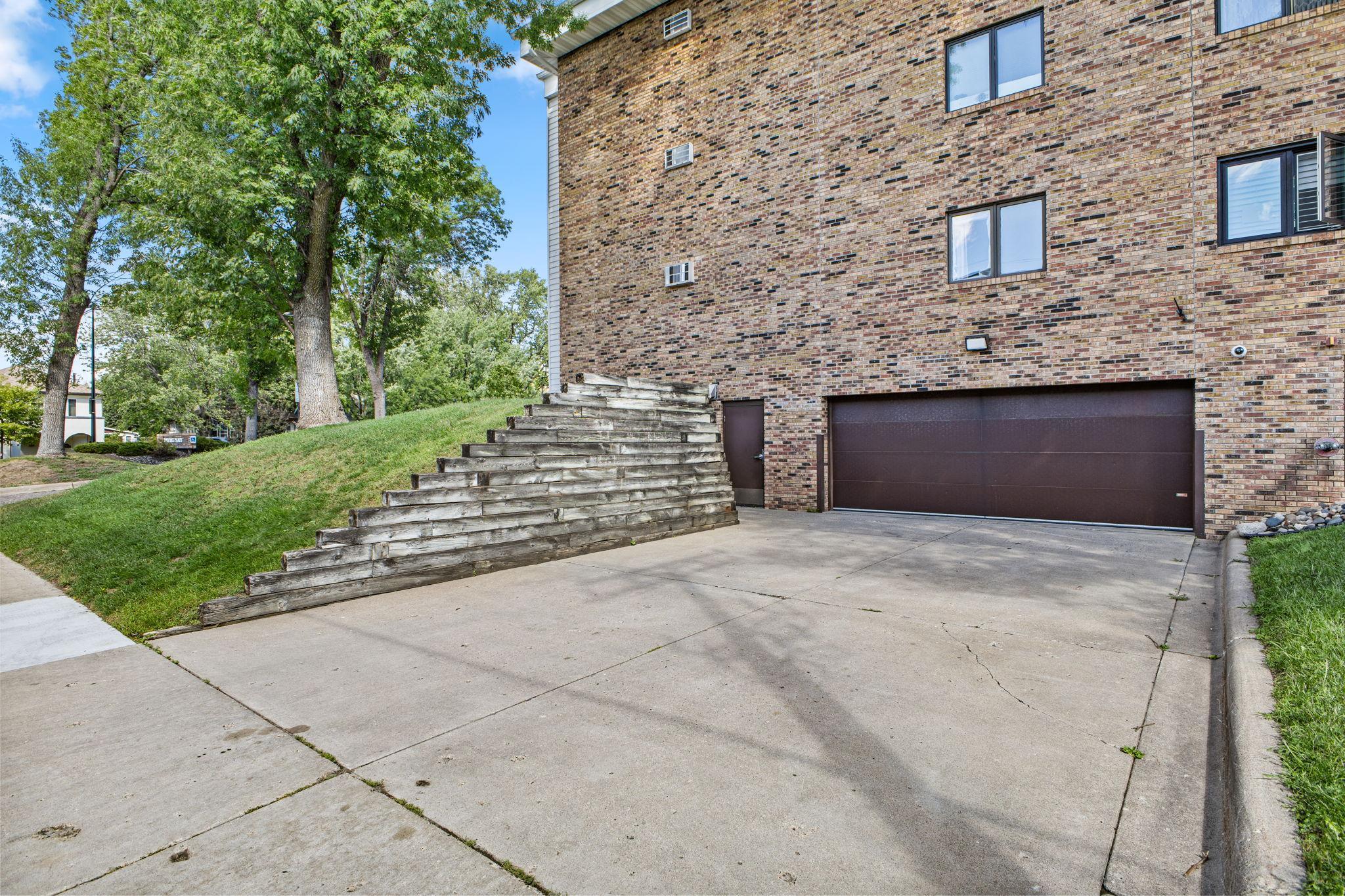 View of Residential at 4625 Minnetonka Boulevard #308, Saint Louis Park MN 55416, Saint Louis Park (29 of 31) - Mike Wilen | Minnesota Team Real Estate