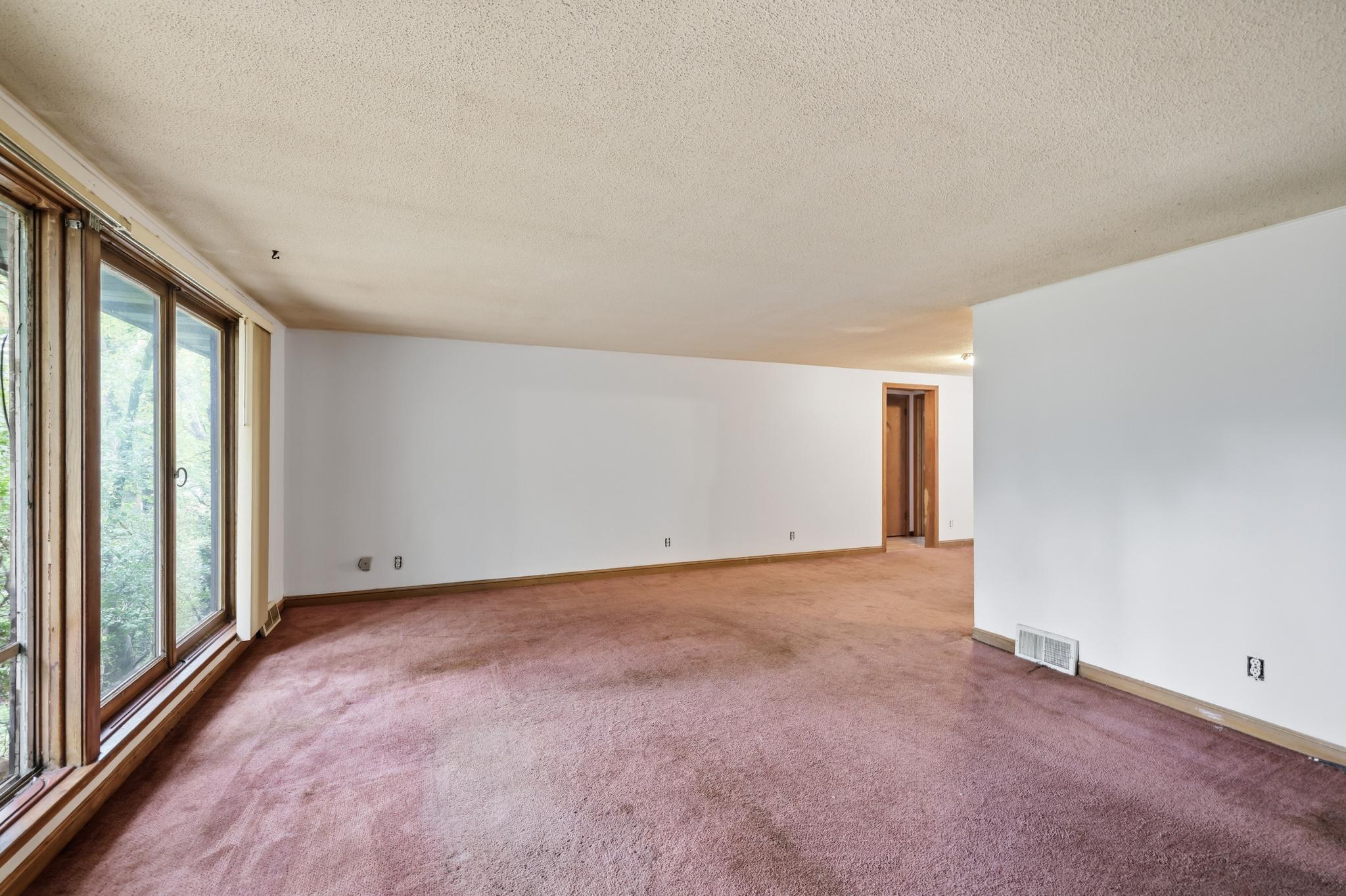View of Residential at 1045 Mcknight Road, Saint Paul MN 55119, Saint Paul (22 of 29) - Mike Wilen | Minnesota Team Real Estate
