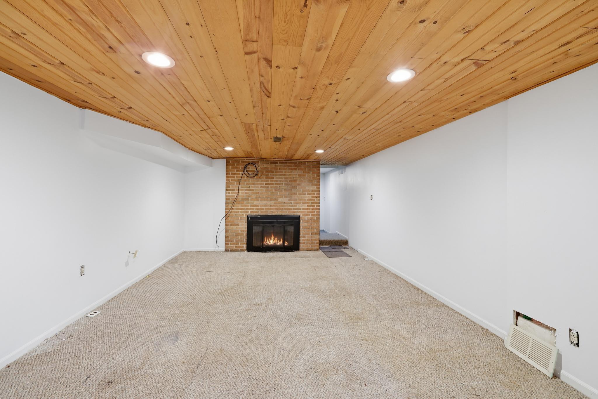 View of Residential at 1045 Mcknight Road, Saint Paul MN 55119, Saint Paul (20 of 29) - Mike Wilen | Minnesota Team Real Estate