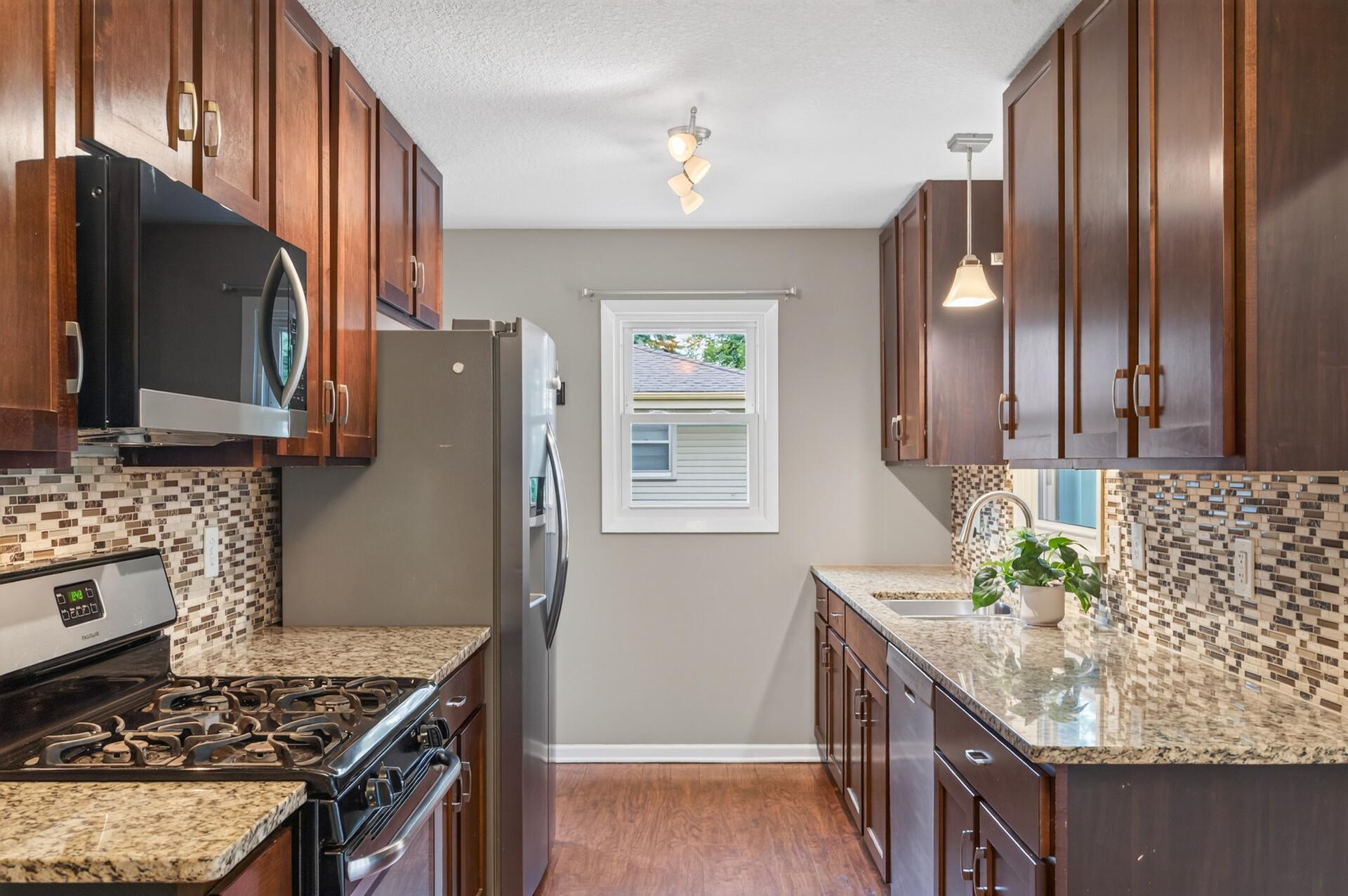 View of Residential at 9363 Trenton Lane, Maple Grove MN 55369, Maple Grove (4 of 12) - Mike Wilen | Minnesota Team Real Estate