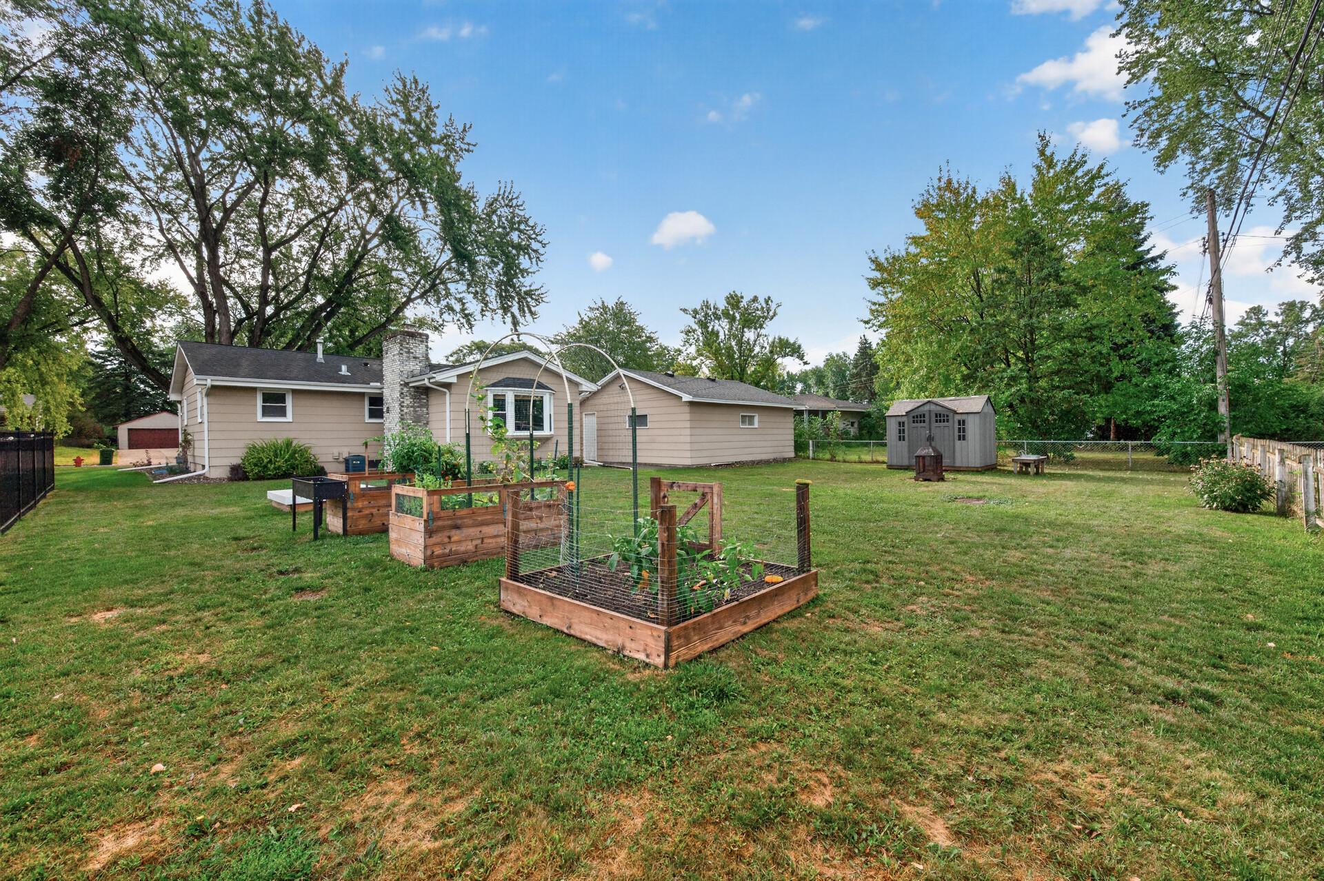 View of Residential at 9363 Trenton Lane, Maple Grove MN 55369, Maple Grove (23 of 26) - Mike Wilen | Minnesota Team Real Estate