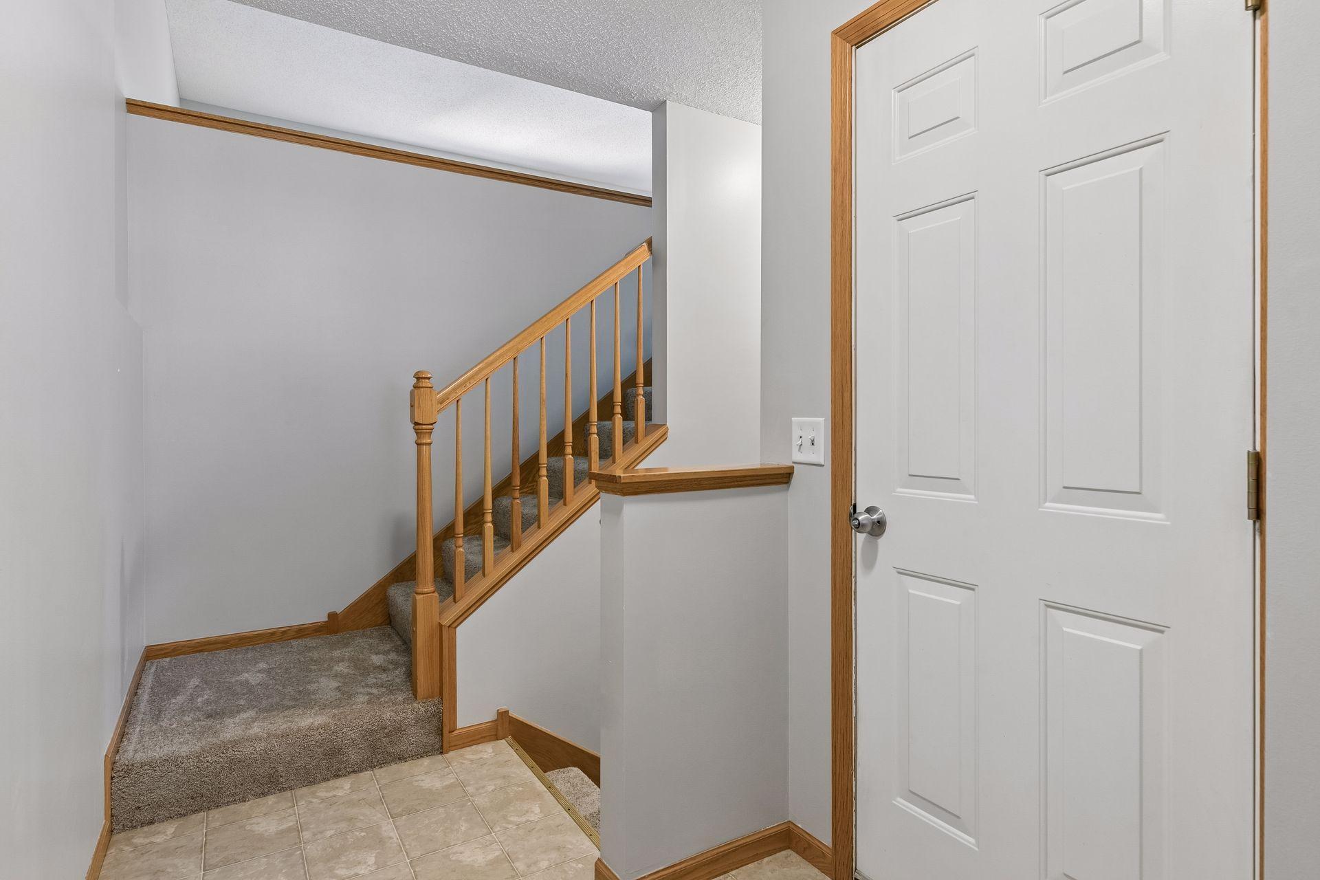 View of Residential at 2085 Saint Johns Court, Woodbury MN 55129, Woodbury (4 of 18) - Mike Wilen | Minnesota Team Real Estate