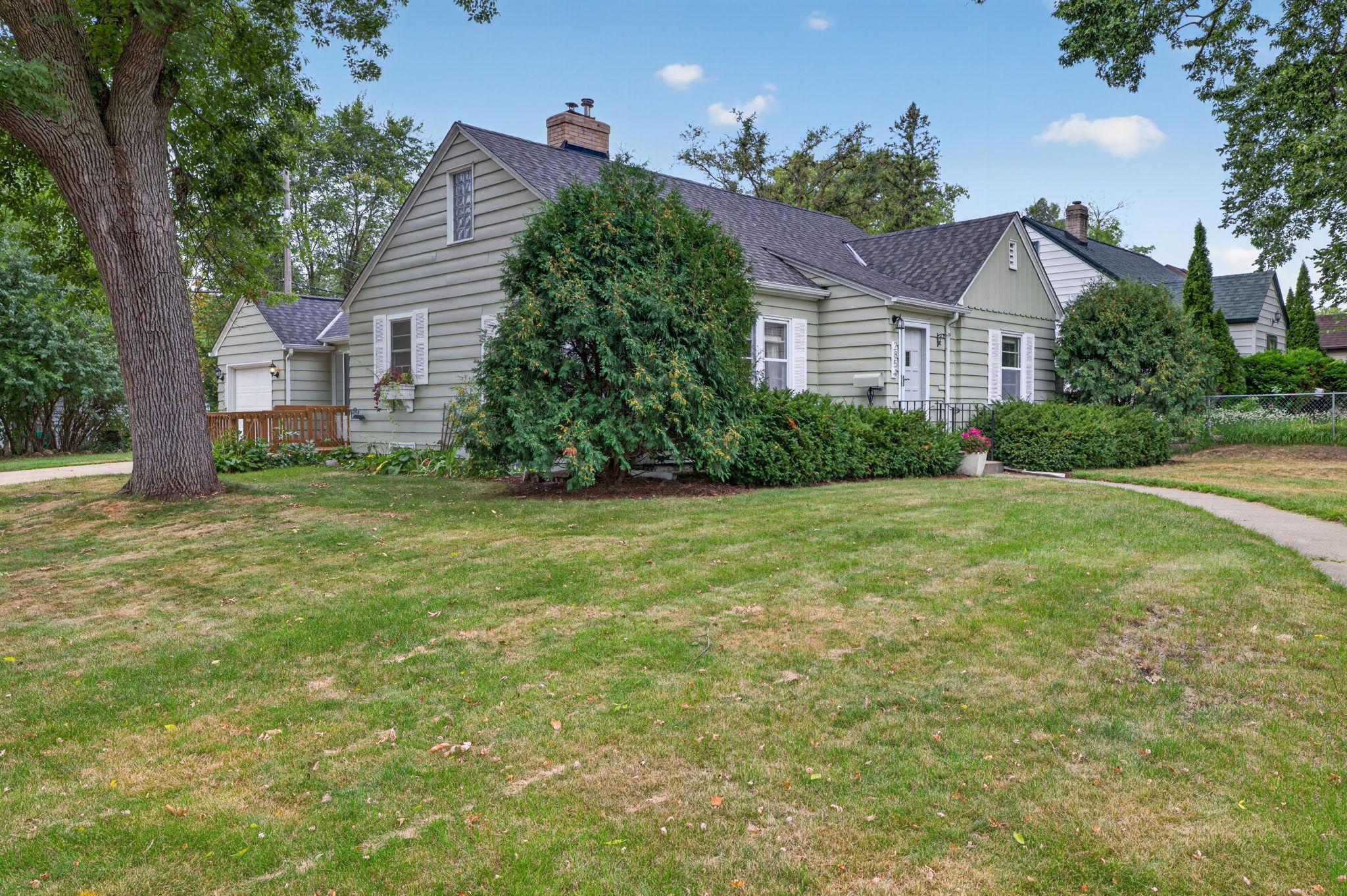 View of Residential at 2854 Alabama Avenue, Saint Louis Park MN 55416, Saint Louis Park (37 of 43) - Mike Wilen | Minnesota Team Real Estate