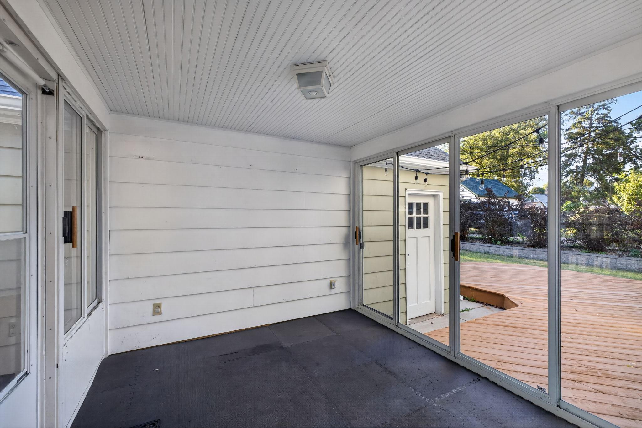 View of Residential at 2854 Alabama Avenue, Saint Louis Park MN 55416, Saint Louis Park (32 of 43) - Mike Wilen | Minnesota Team Real Estate
