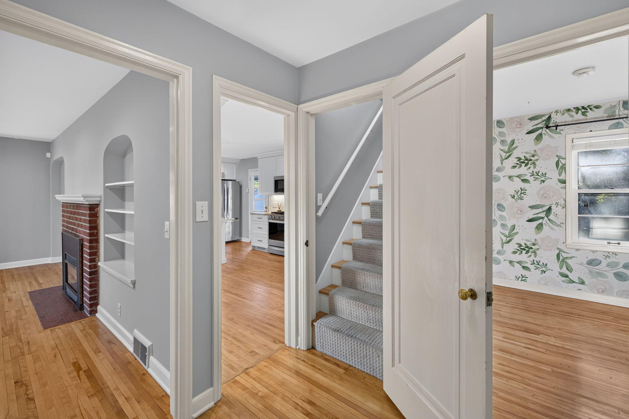 View of Residential at 2854 Alabama Avenue, Saint Louis Park MN 55416, Saint Louis Park (16 of 43) - Mike Wilen | Minnesota Team Real Estate