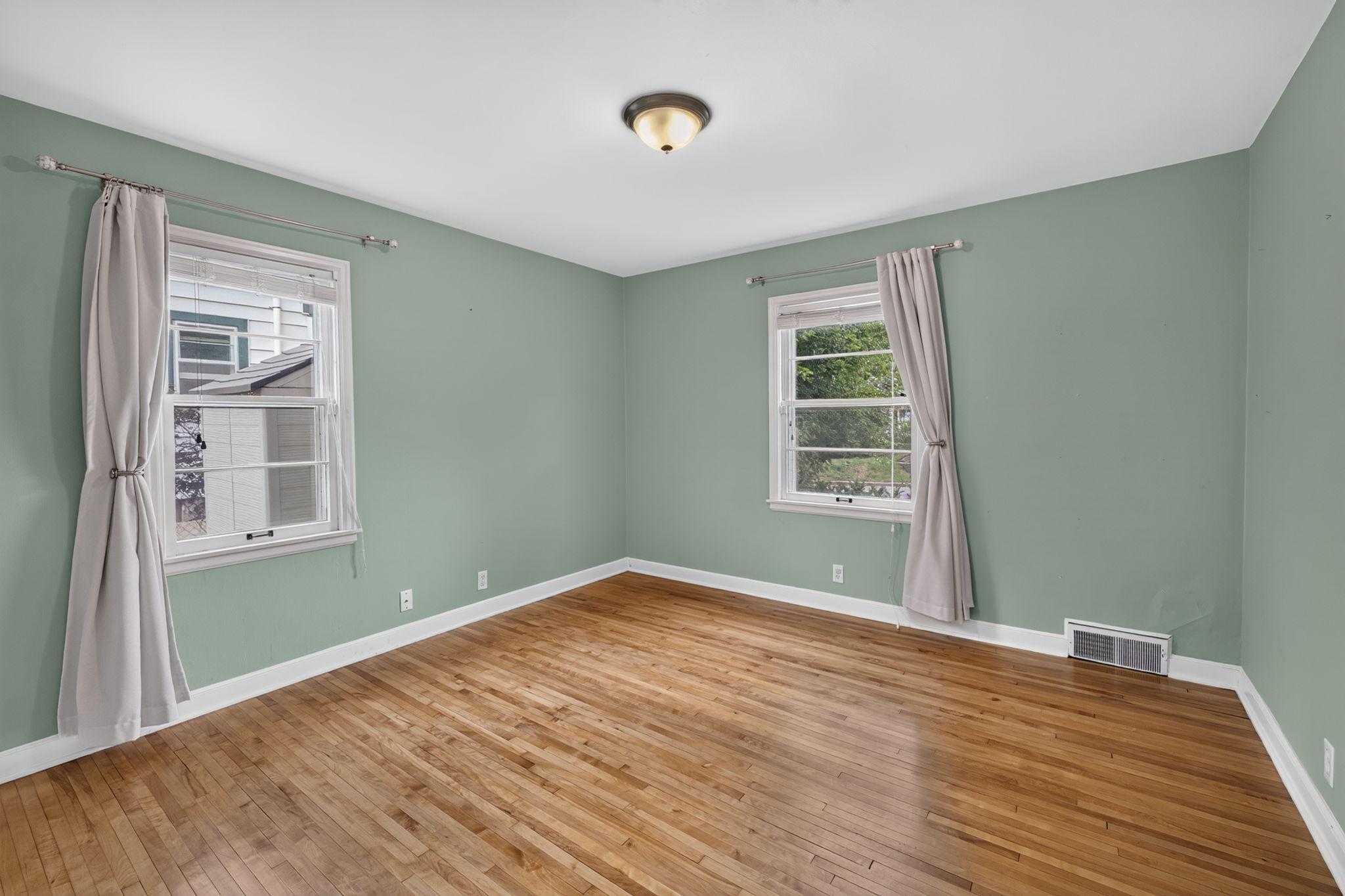 View of Residential at 2854 Alabama Avenue, Saint Louis Park MN 55416, Saint Louis Park (10 of 43) - Mike Wilen | Minnesota Team Real Estate