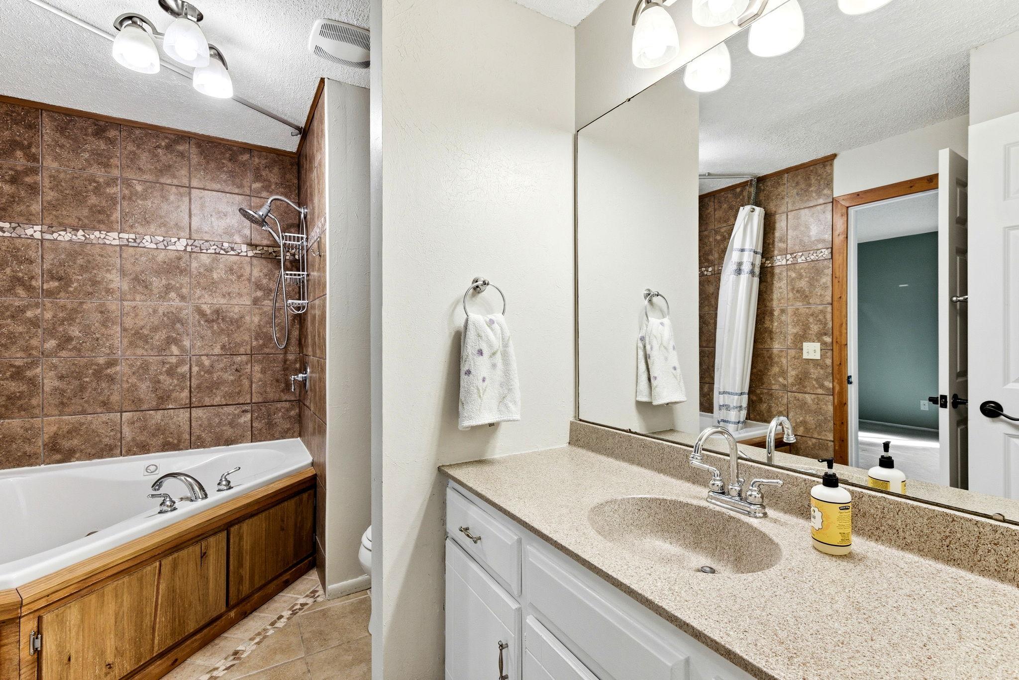View of Residential at 7064 Springhill Circle, Eden Prairie MN 55346, Eden Prairie (21 of 39) - Mike Wilen | Minnesota Team Real Estate