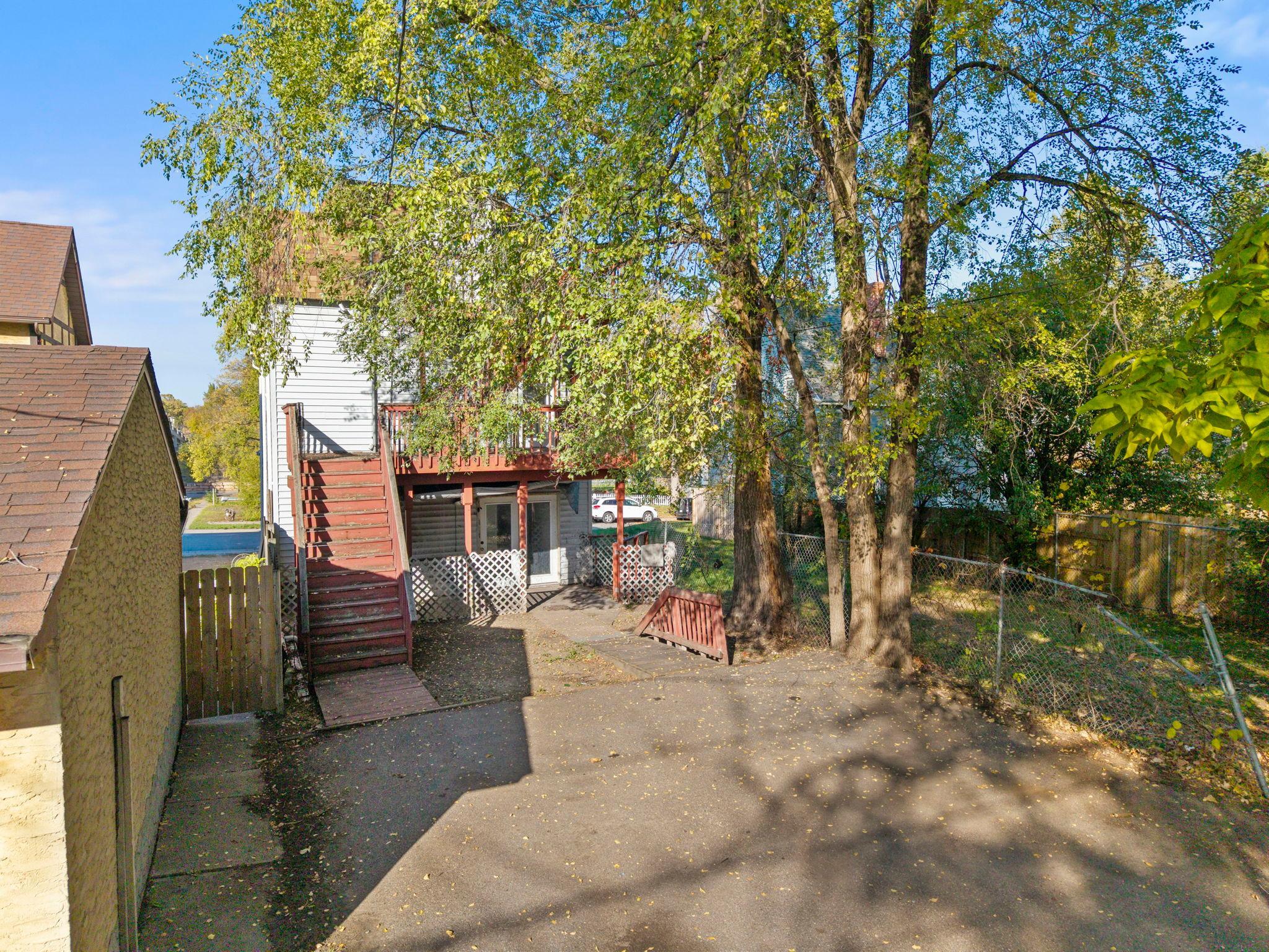 View of Residential Income at 1066 Ross Avenue, Saint Paul MN 55106, Saint Paul (53 of 59) - Mike Wilen | Minnesota Team Real Estate