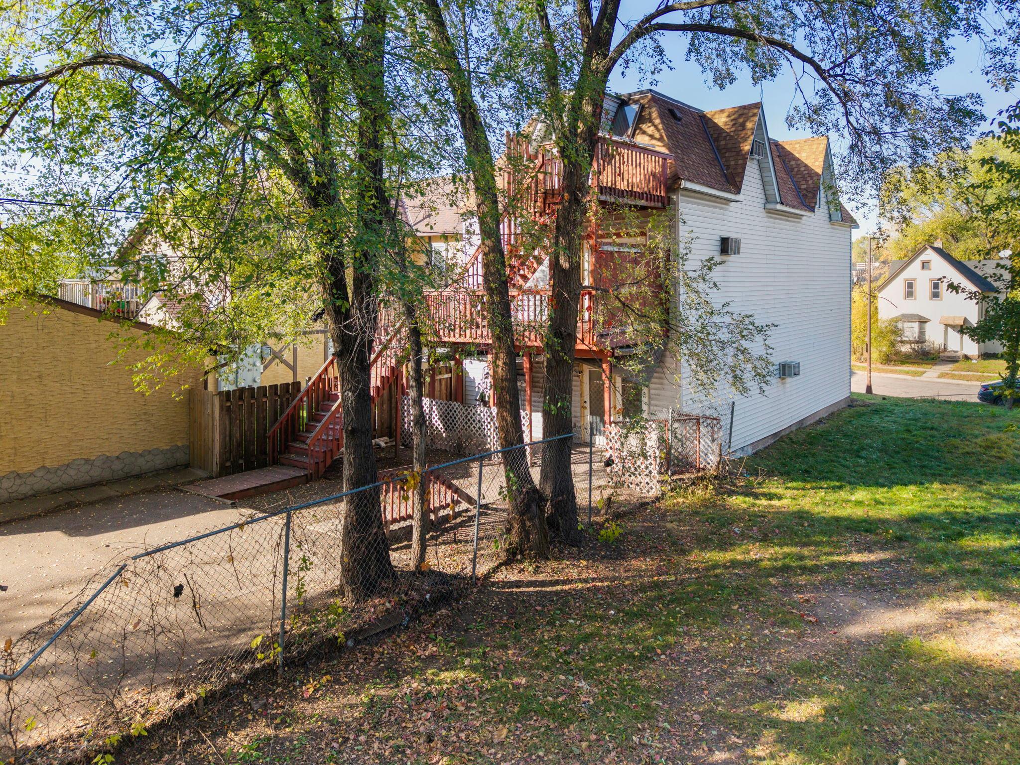 View of Residential Income at 1066 Ross Avenue, Saint Paul MN 55106, Saint Paul (51 of 59) - Mike Wilen | Minnesota Team Real Estate