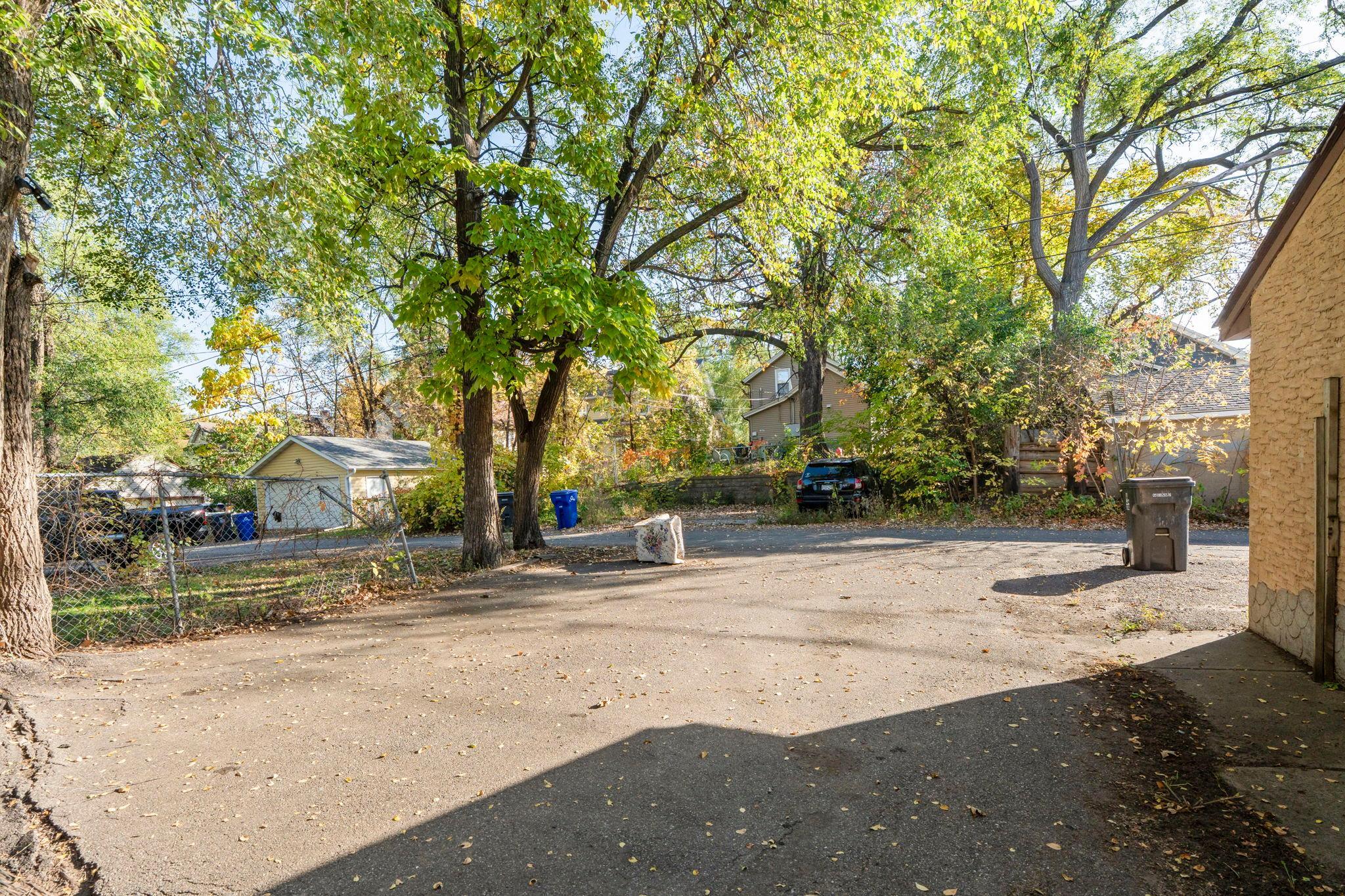 View of Residential Income at 1066 Ross Avenue, Saint Paul MN 55106, Saint Paul (36 of 59) - Mike Wilen | Minnesota Team Real Estate