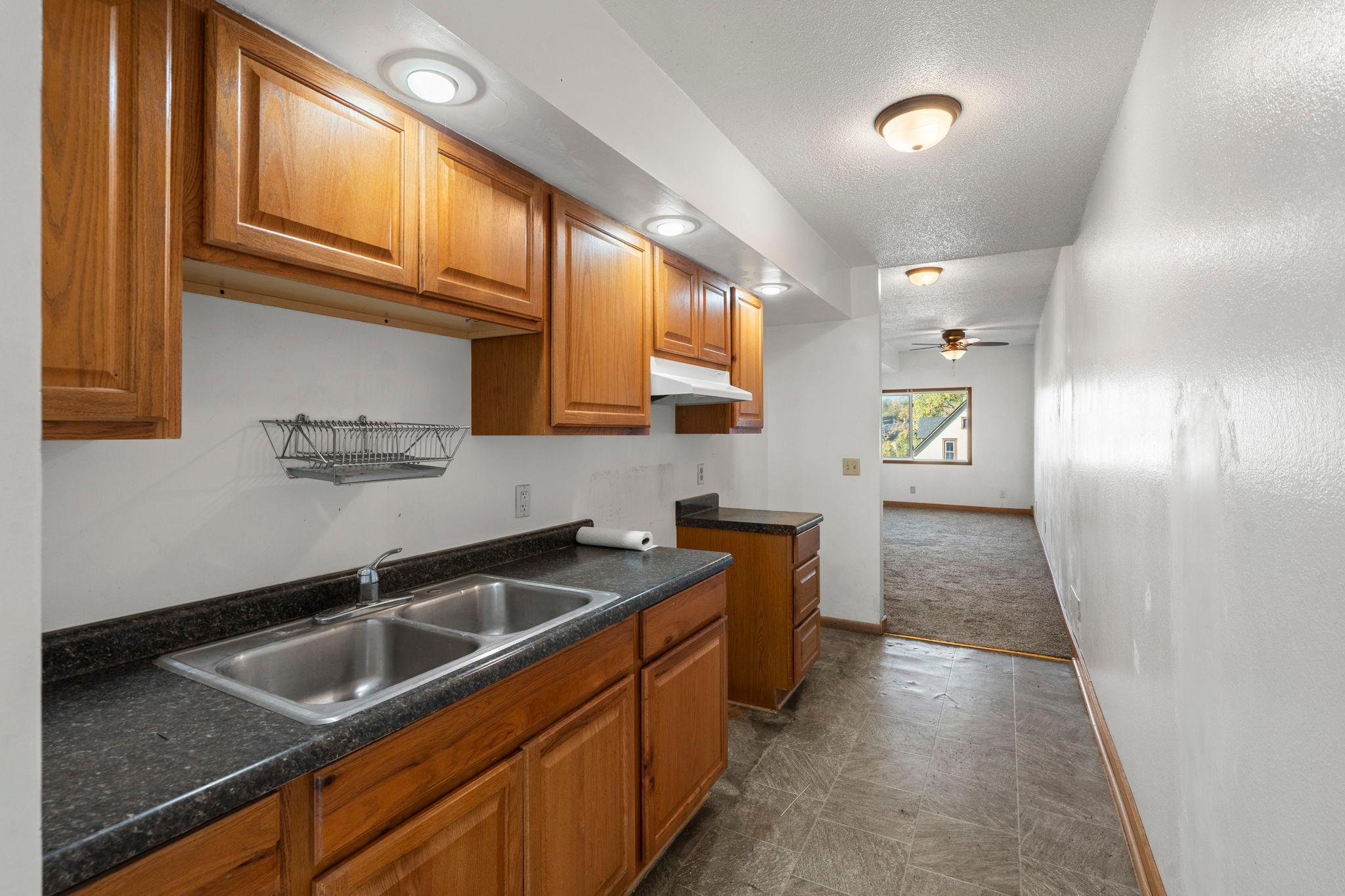 View of Residential Income at 1066 Ross Avenue, Saint Paul MN 55106, Saint Paul (7 of 59) - Mike Wilen | Minnesota Team Real Estate