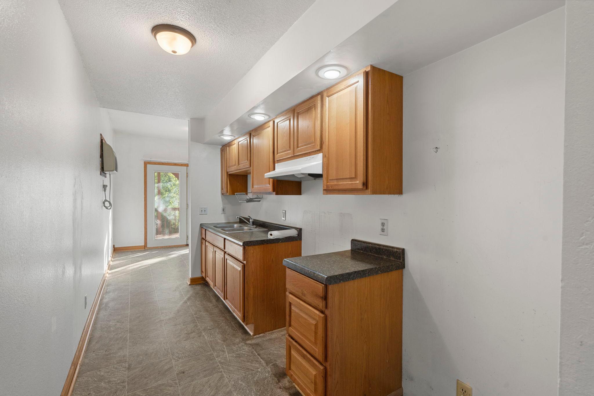 View of Residential Income at 1066 Ross Avenue, Saint Paul MN 55106, Saint Paul (6 of 59) - Mike Wilen | Minnesota Team Real Estate