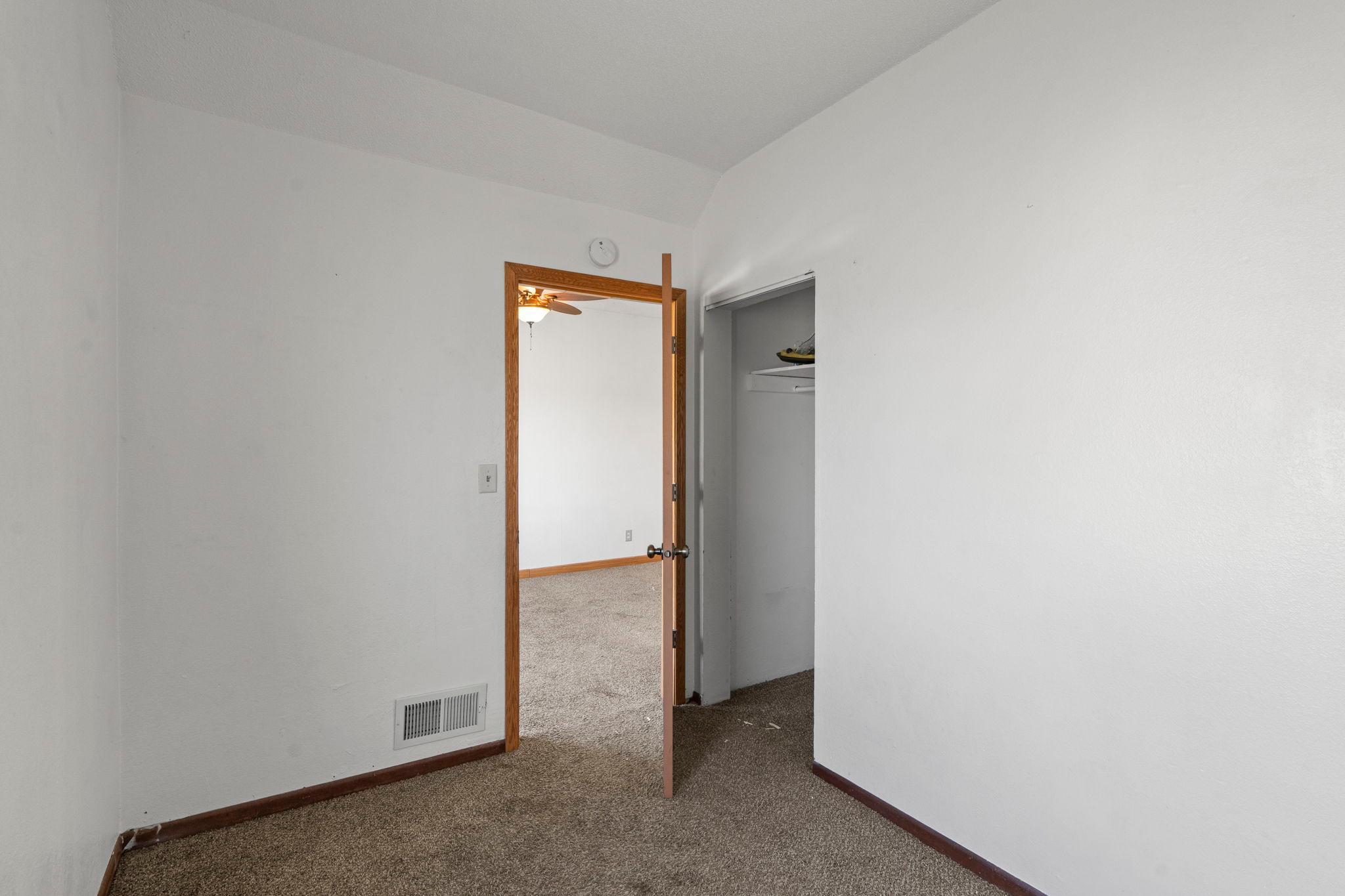 View of Residential Income at 1066 Ross Avenue, Saint Paul MN 55106, Saint Paul (11 of 59) - Mike Wilen | Minnesota Team Real Estate