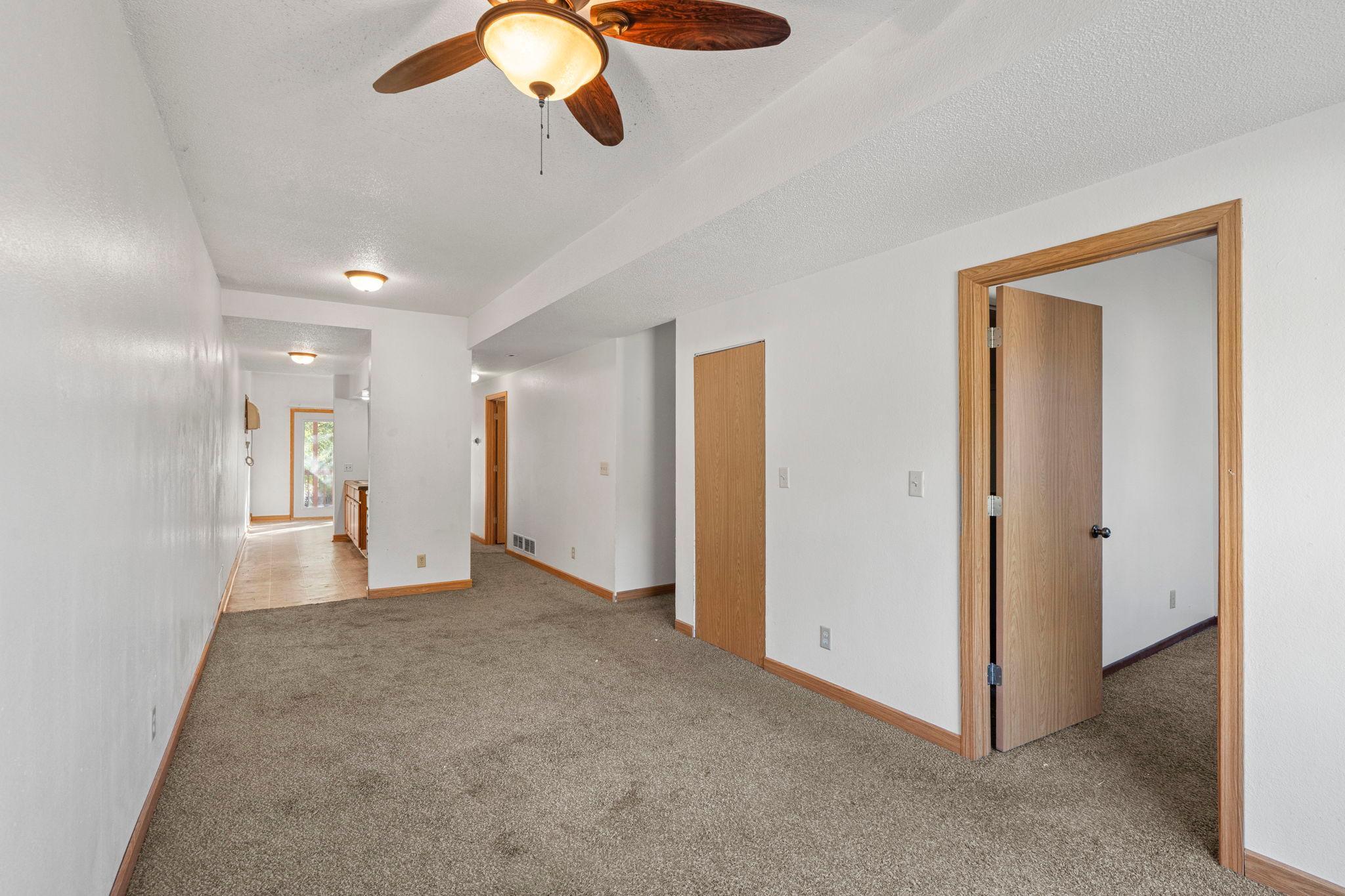 View of Residential Income at 1066 Ross Avenue, Saint Paul MN 55106, Saint Paul (5 of 59) - Mike Wilen | Minnesota Team Real Estate