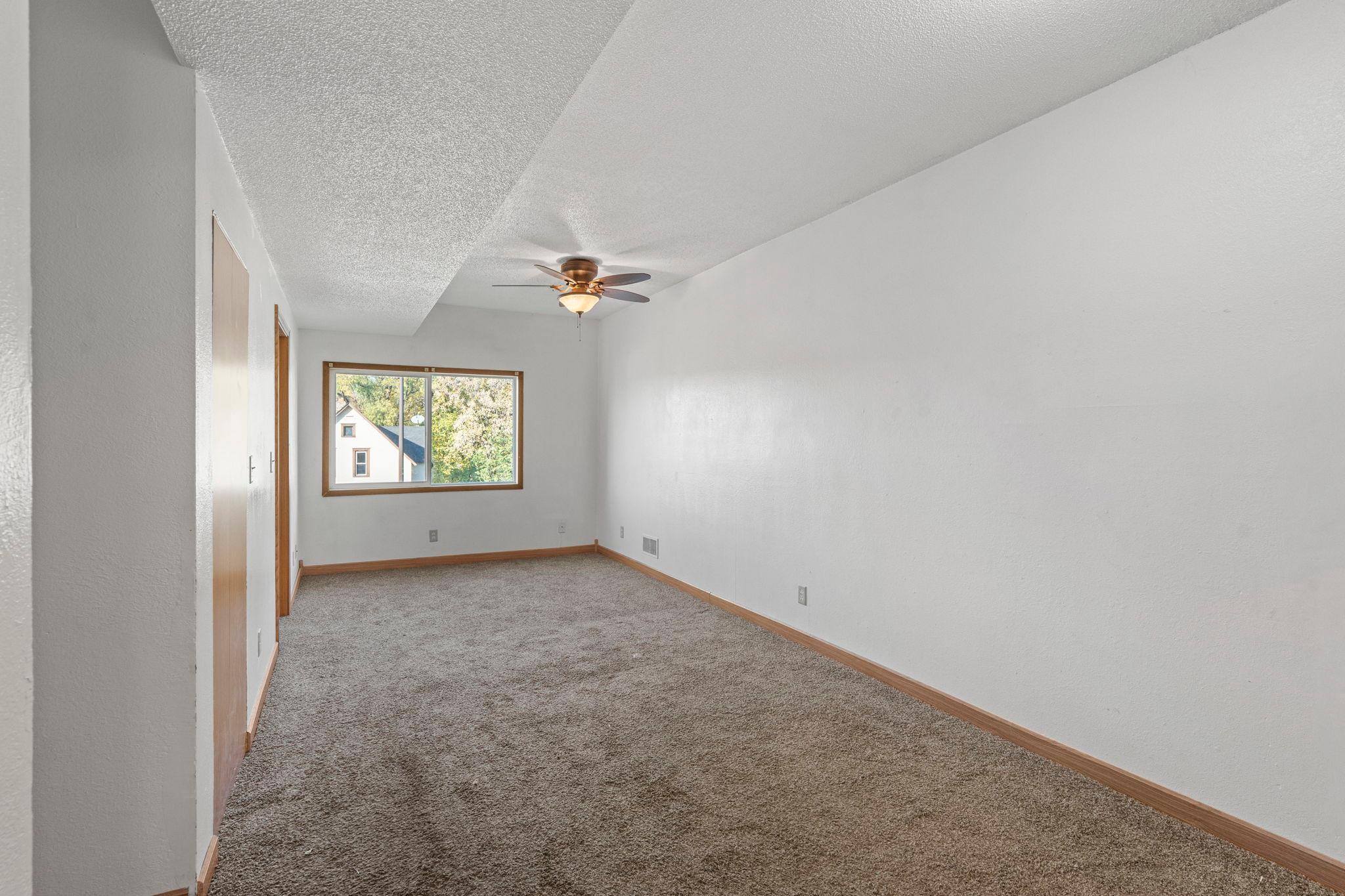 View of Residential Income at 1066 Ross Avenue, Saint Paul MN 55106, Saint Paul (4 of 59) - Mike Wilen | Minnesota Team Real Estate