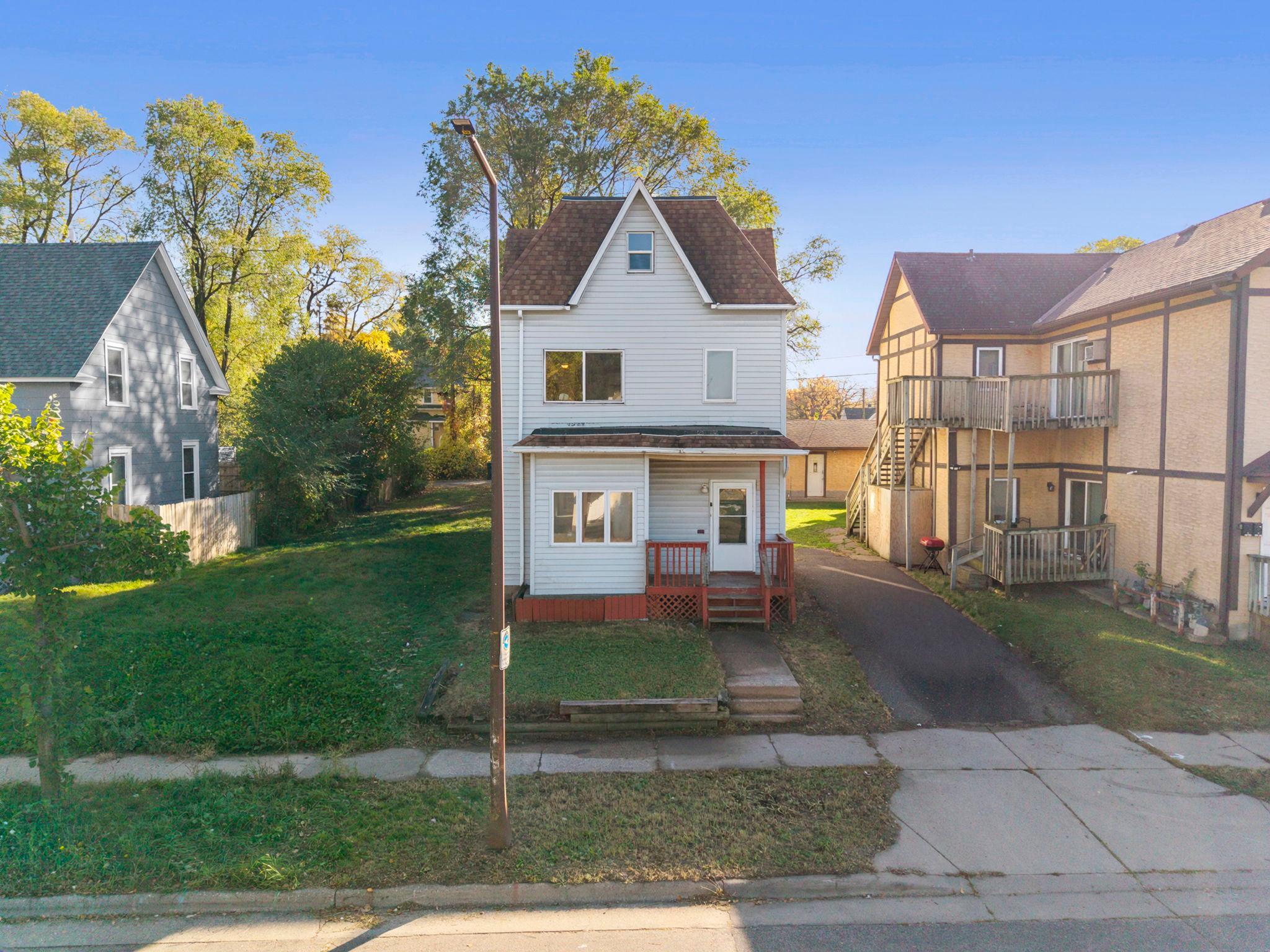 View of Residential Income at 1066 Ross Avenue, Saint Paul MN 55106, Saint Paul (42 of 59) - Mike Wilen | Minnesota Team Real Estate