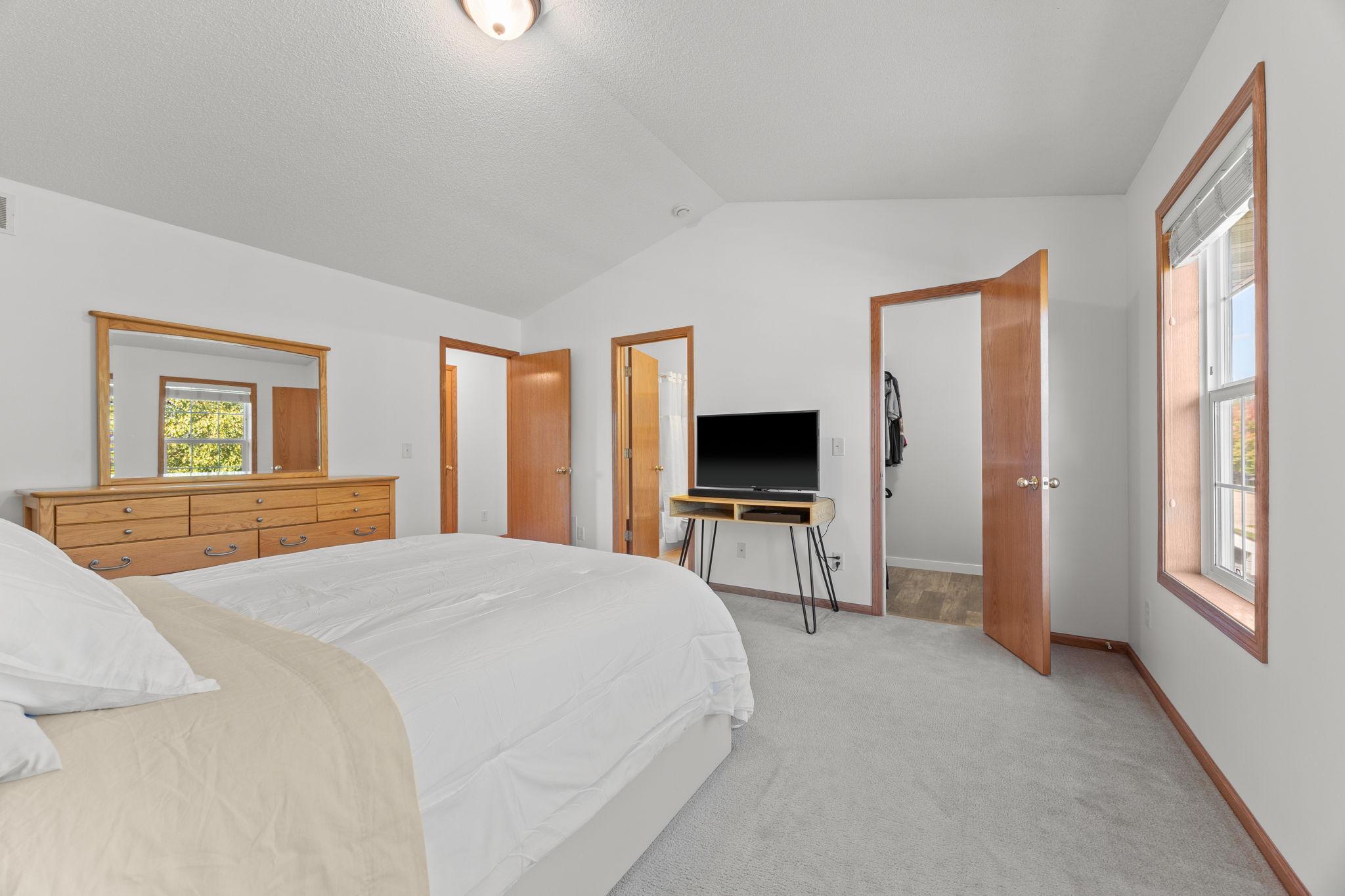 View of Residential at 2211 Saddlebrook Road, Buffalo MN 55313, Buffalo (22 of 39) - Mike Wilen | Minnesota Team Real Estate
