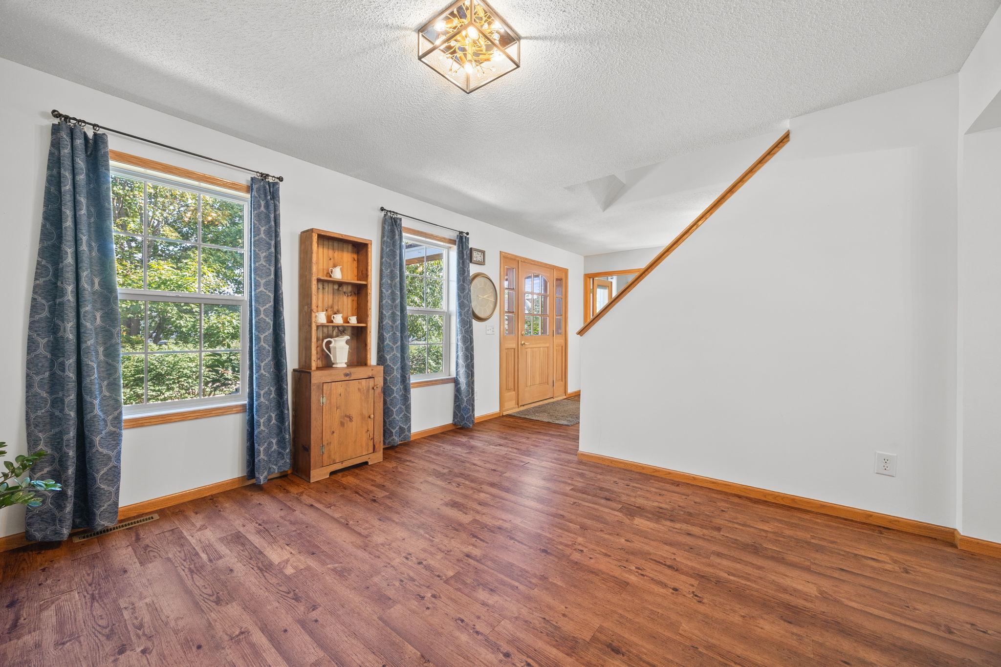 View of Residential at 2211 Saddlebrook Road, Buffalo MN 55313, Buffalo (11 of 39) - Mike Wilen | Minnesota Team Real Estate