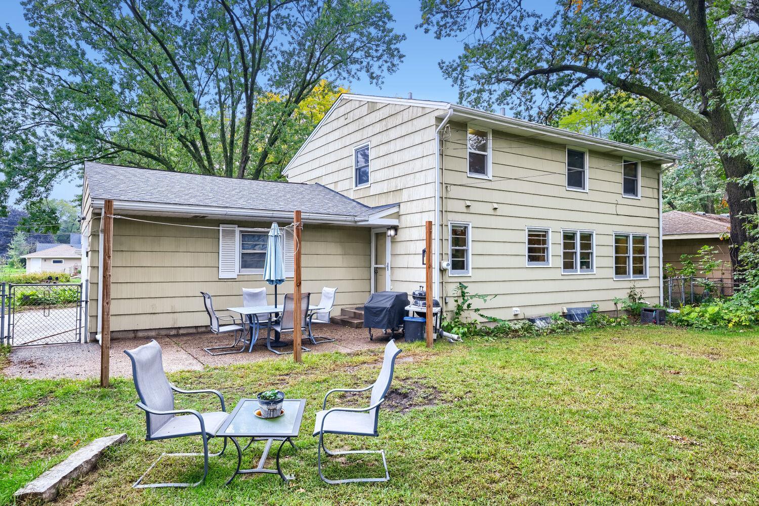 View of Residential at 747 Grandview Avenue, Roseville MN 55113, Roseville (27 of 29) - Mike Wilen | Minnesota Team Real Estate
