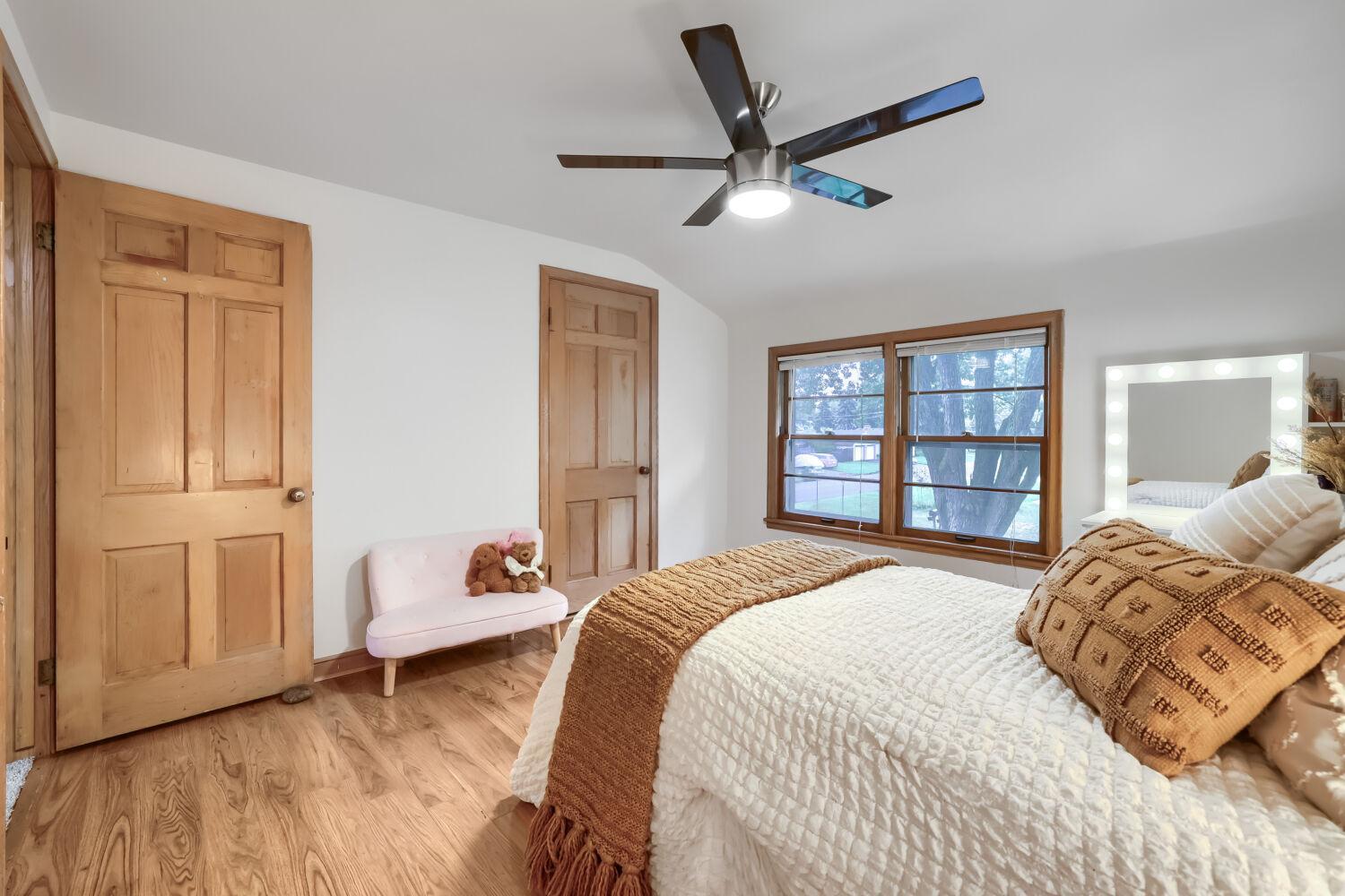 View of Residential at 747 Grandview Avenue, Roseville MN 55113, Roseville (21 of 29) - Mike Wilen | Minnesota Team Real Estate