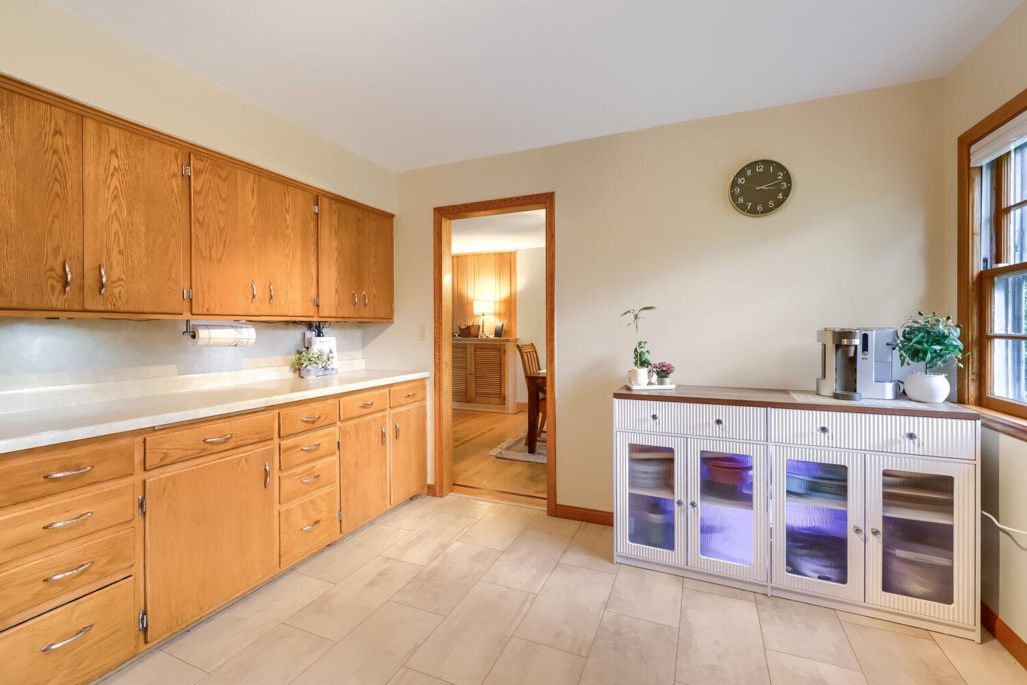 View of Residential at 747 Grandview Avenue, Roseville MN 55113, Roseville (12 of 29) - Mike Wilen | Minnesota Team Real Estate