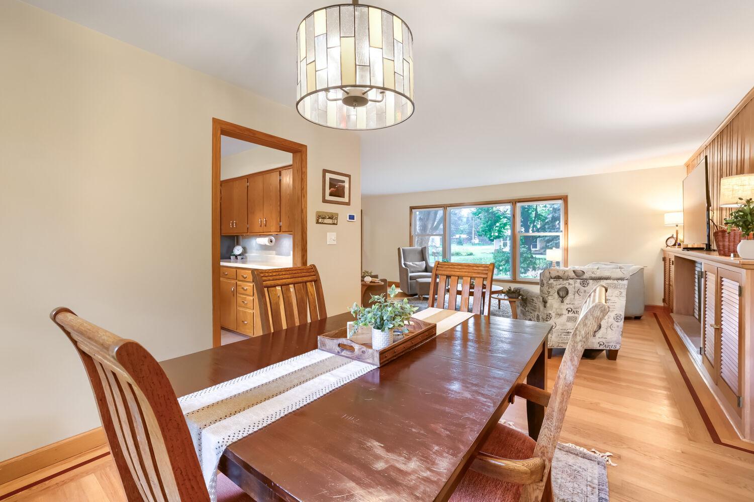 View of Residential at 747 Grandview Avenue, Roseville MN 55113, Roseville (9 of 29) - Mike Wilen | Minnesota Team Real Estate