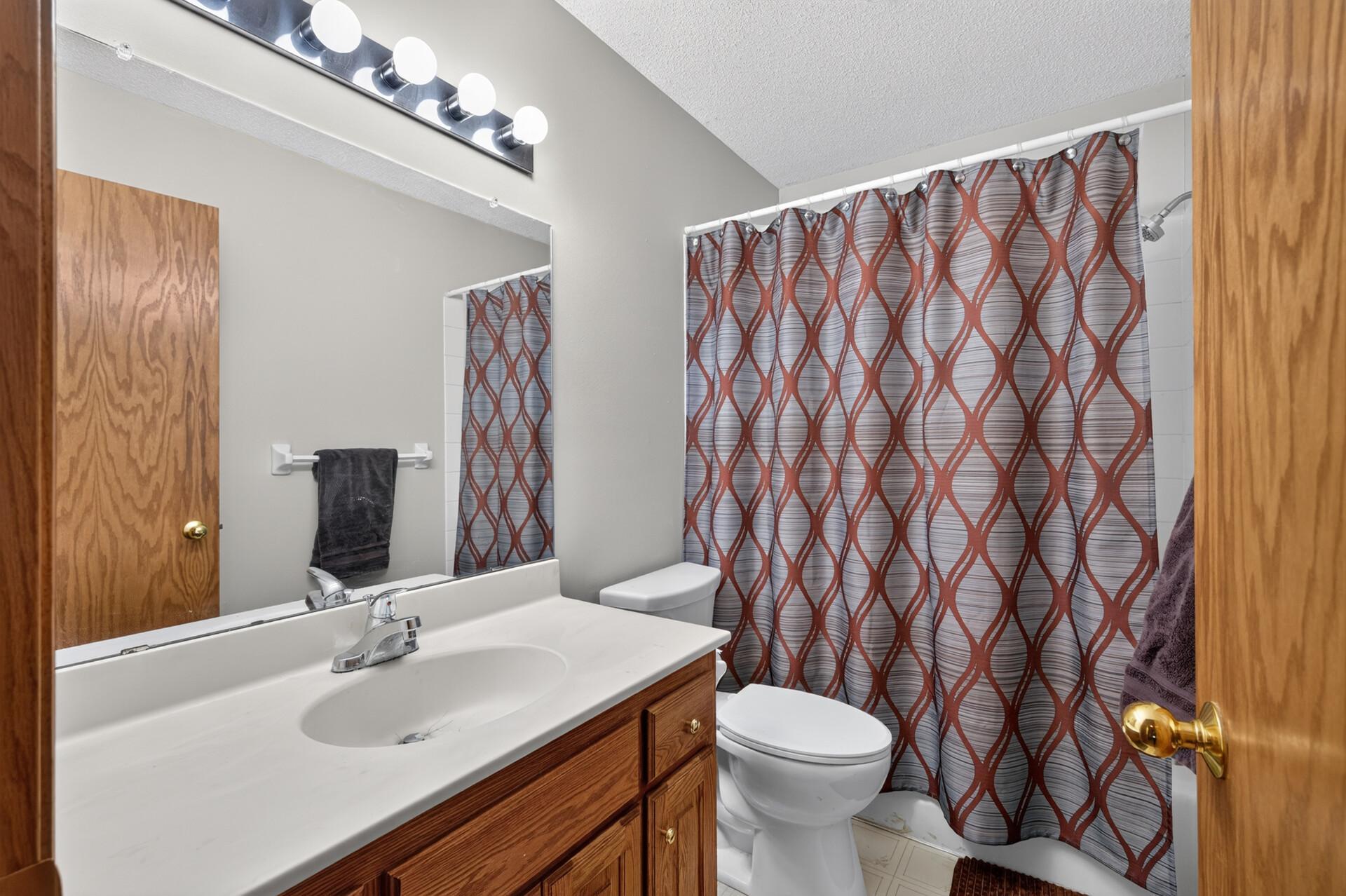 View of Residential at 2883 Duluth Street, Maplewood MN 55109, Maplewood (21 of 33) - Mike Wilen | Minnesota Team Real Estate